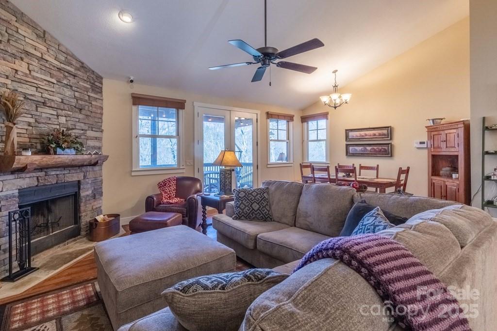 31 Whispering Falls Court #73 — Tuckasegee