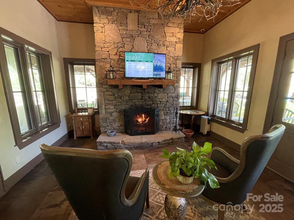 31 Whispering Falls Court #73 — Tuckasegee