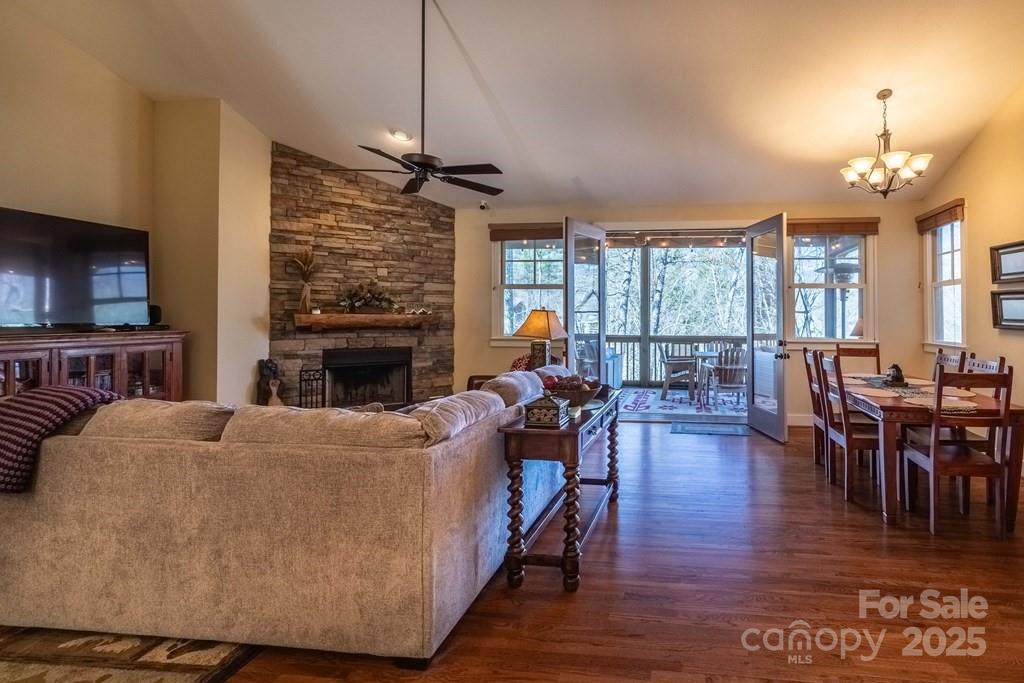31 Whispering Falls Court #73 — Tuckasegee