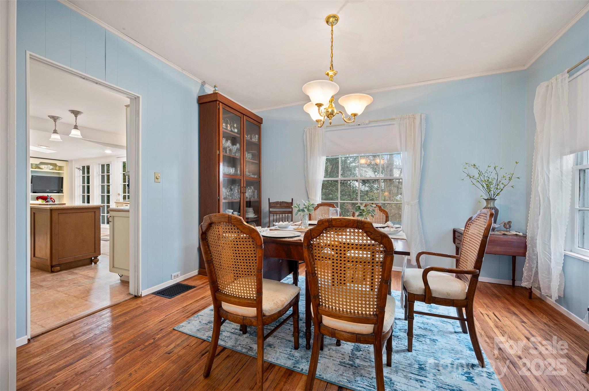 45 Pine Crest Lane — Tryon