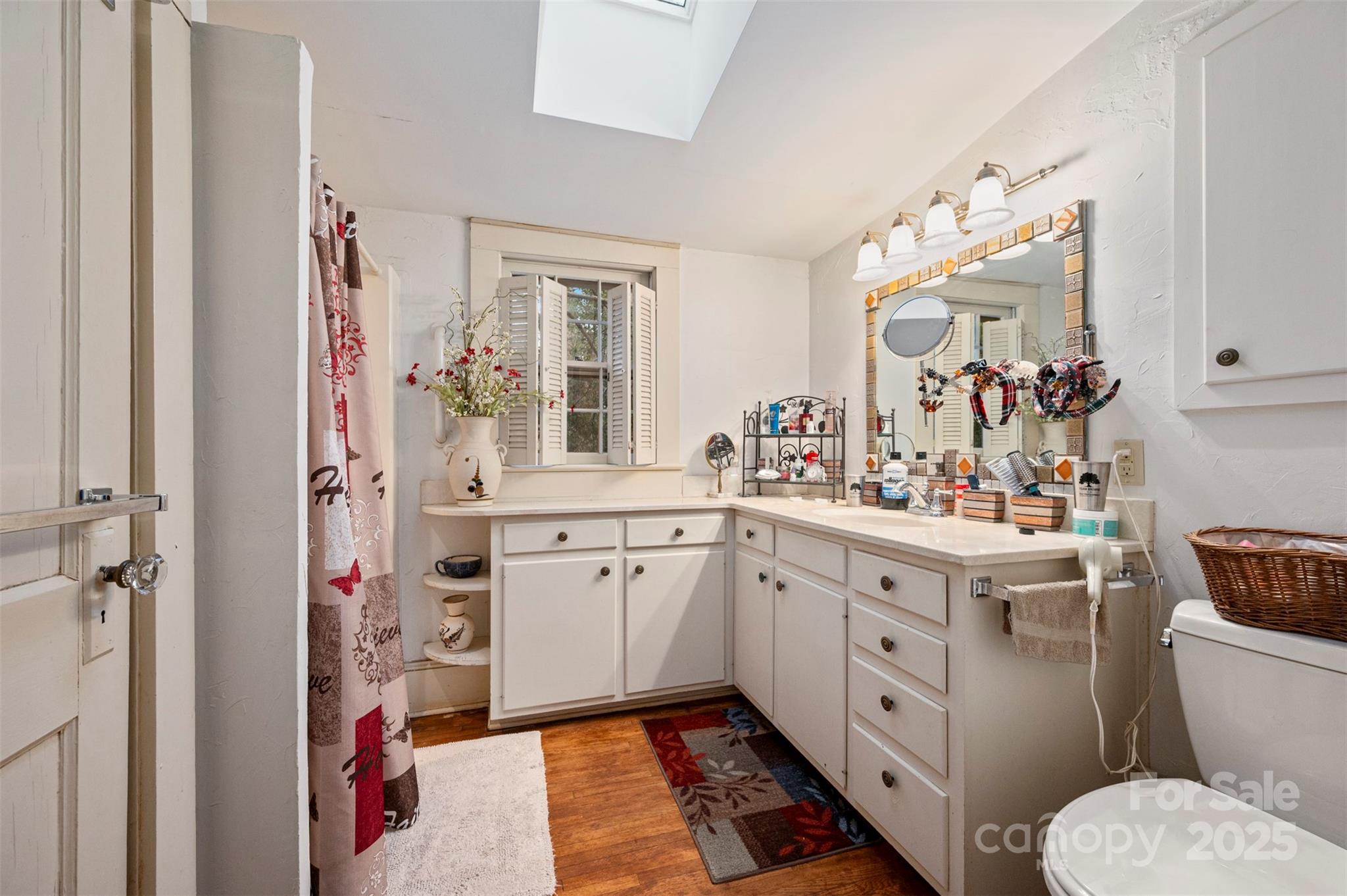 45 Pine Crest Lane — Tryon