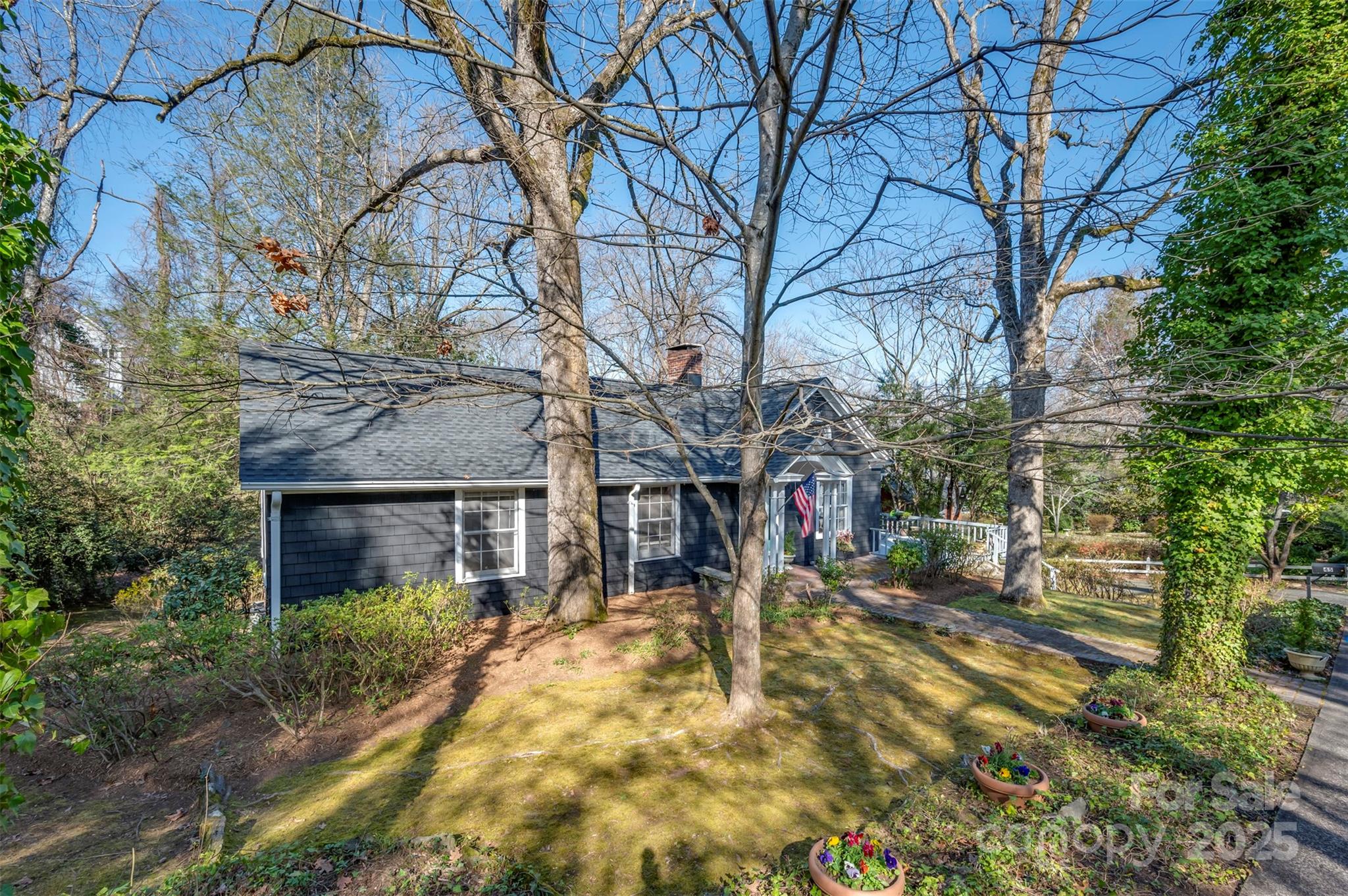 45 Pine Crest Lane — Tryon