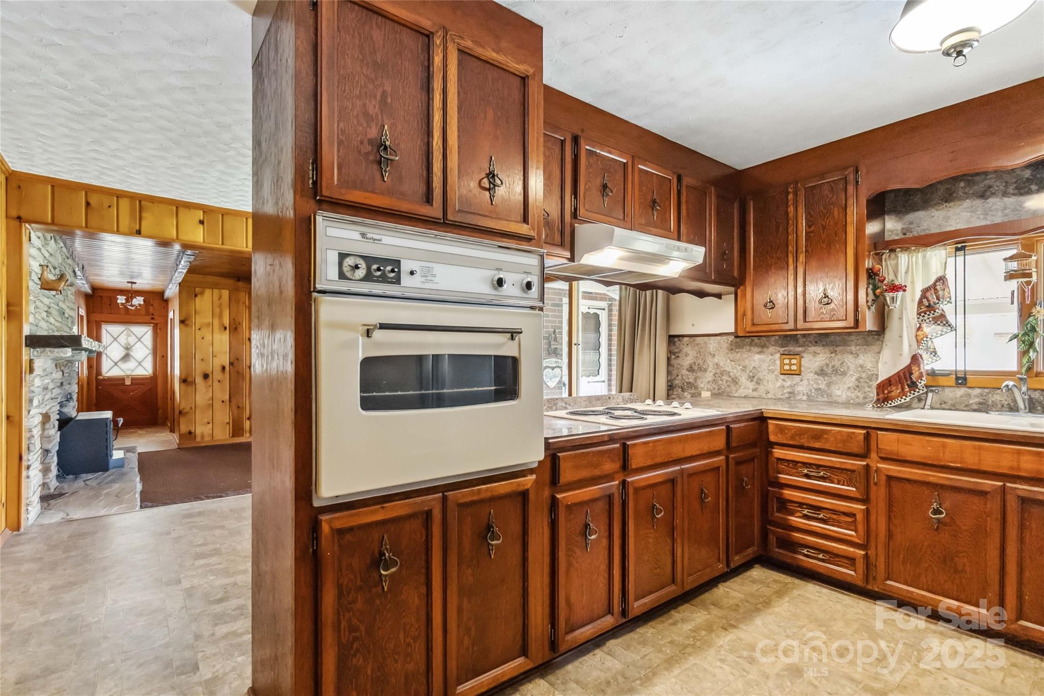 5643 Twinkle Drive — Concord