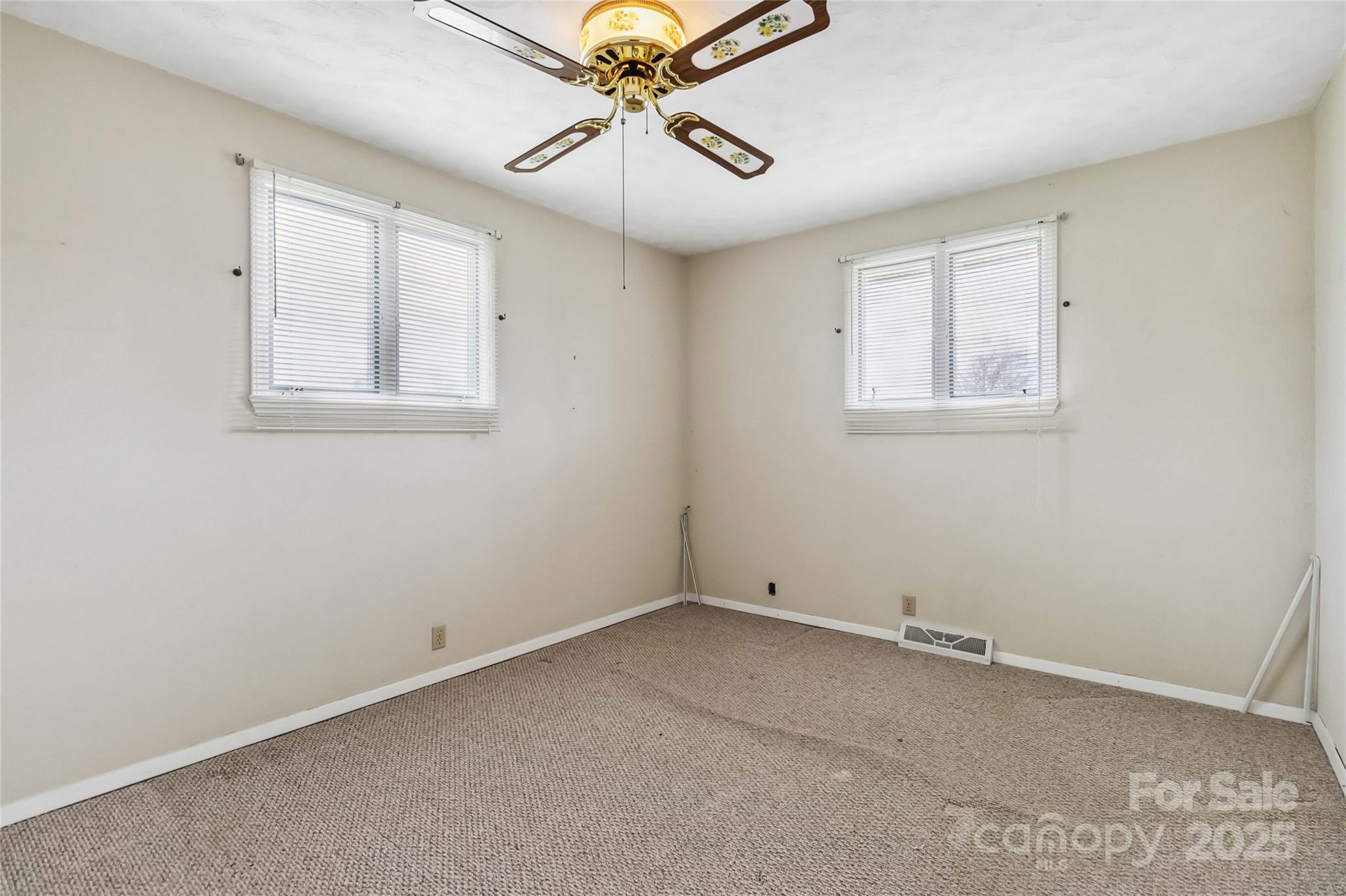 5643 Twinkle Drive — Concord