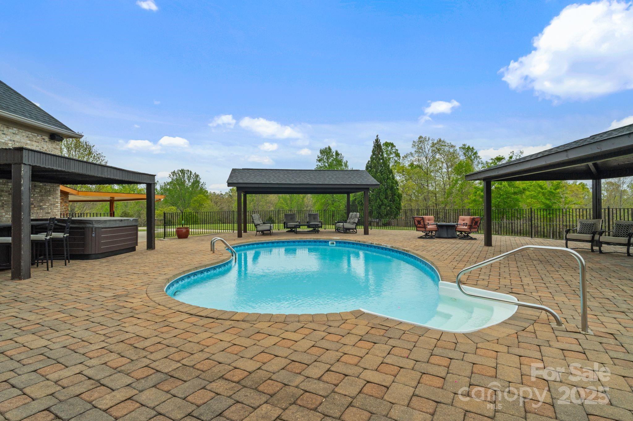 265 Phillip Henderson Road — Rutherfordton