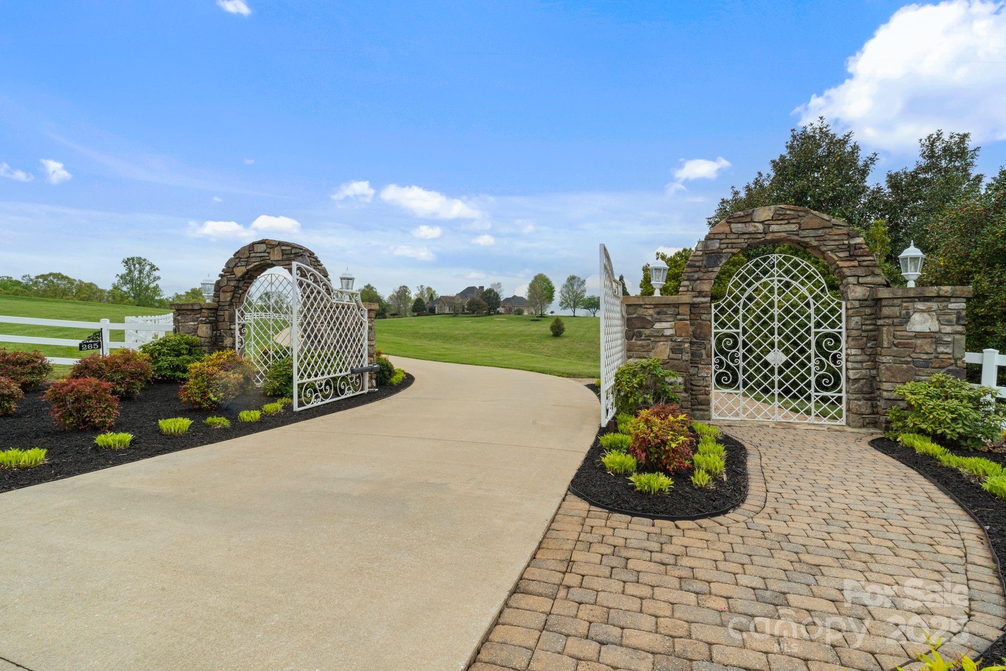 265 Phillip Henderson Road — Rutherfordton
