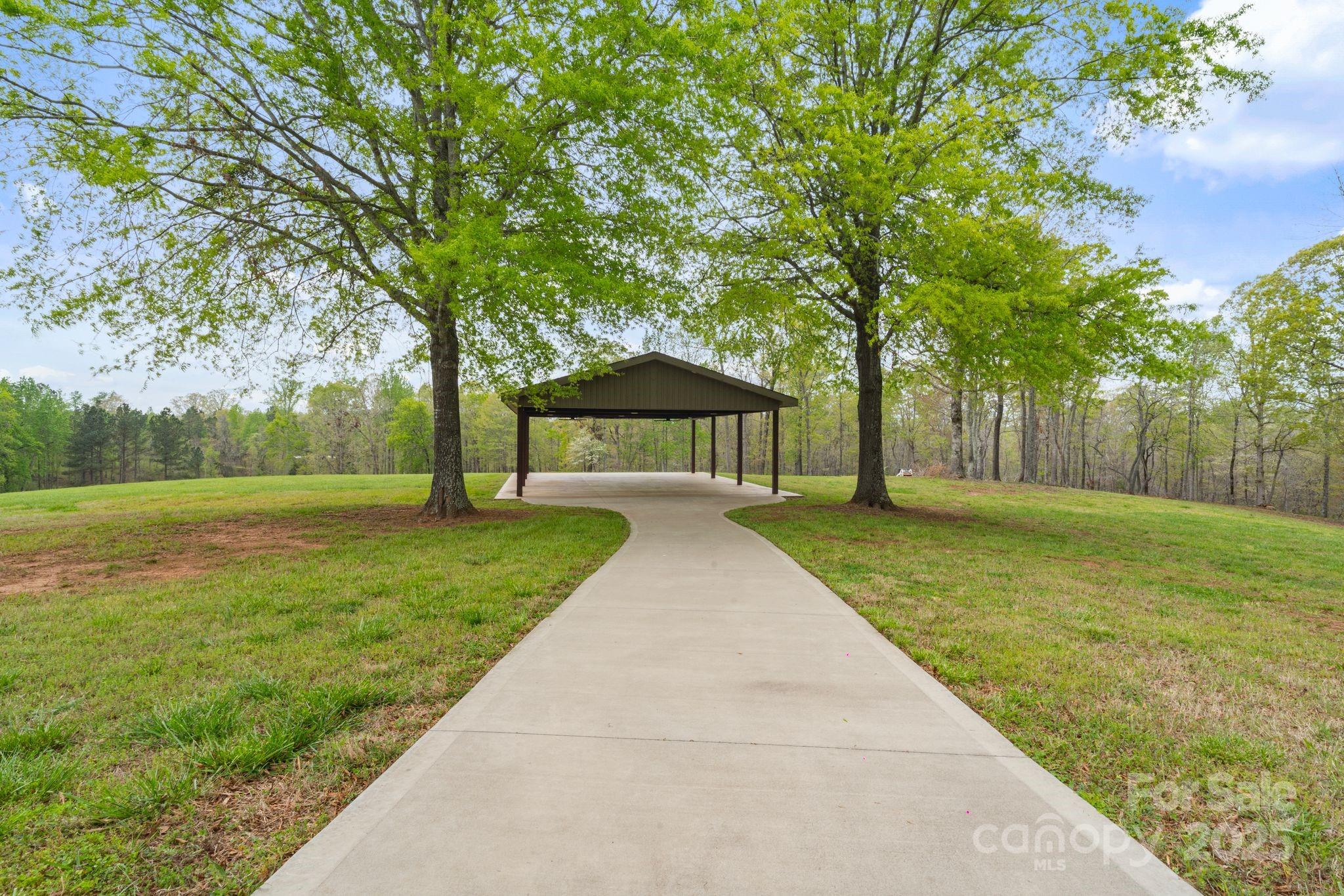 265 Phillip Henderson Road — Rutherfordton