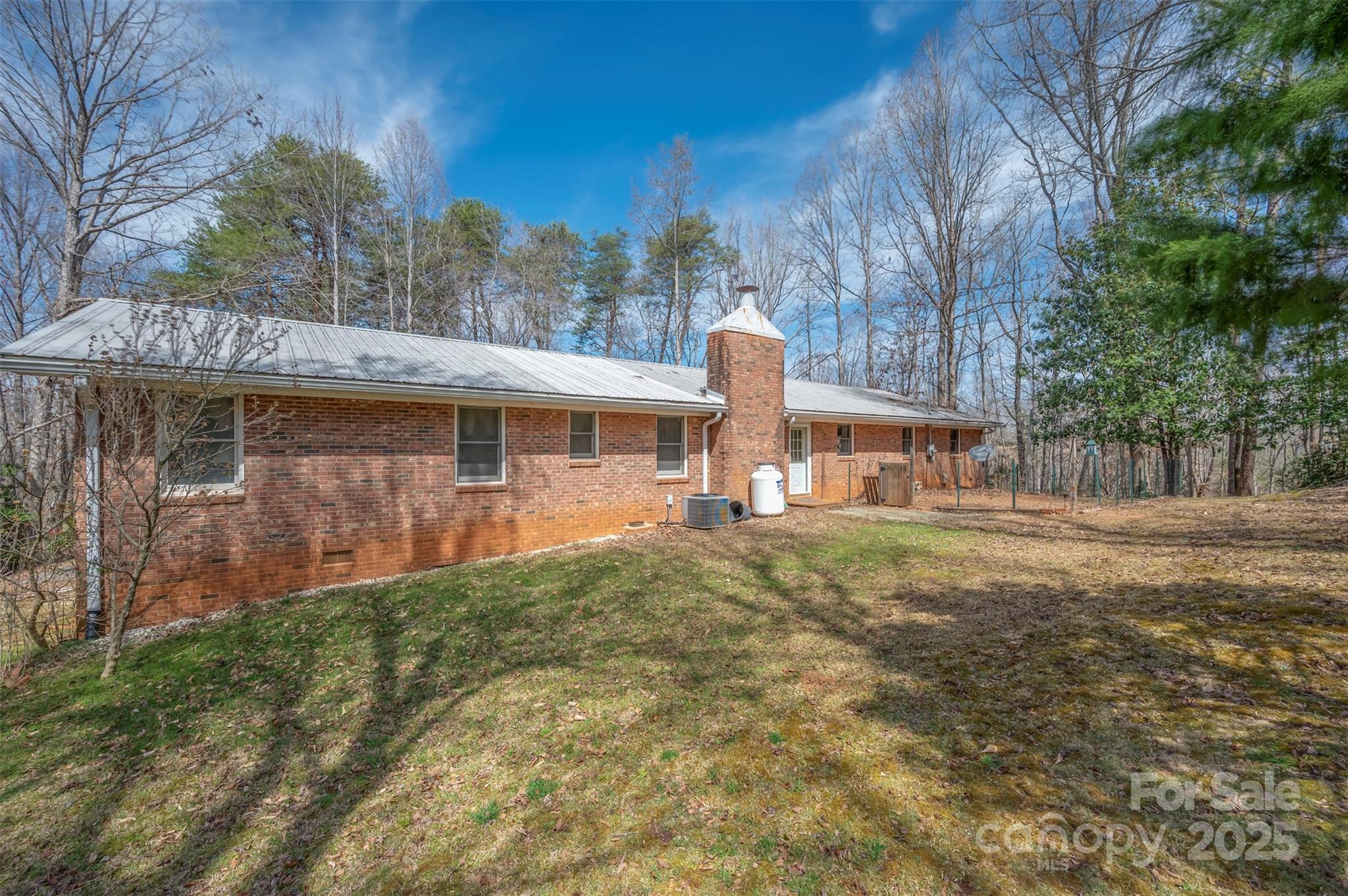582 County Line Road — Rutherfordton