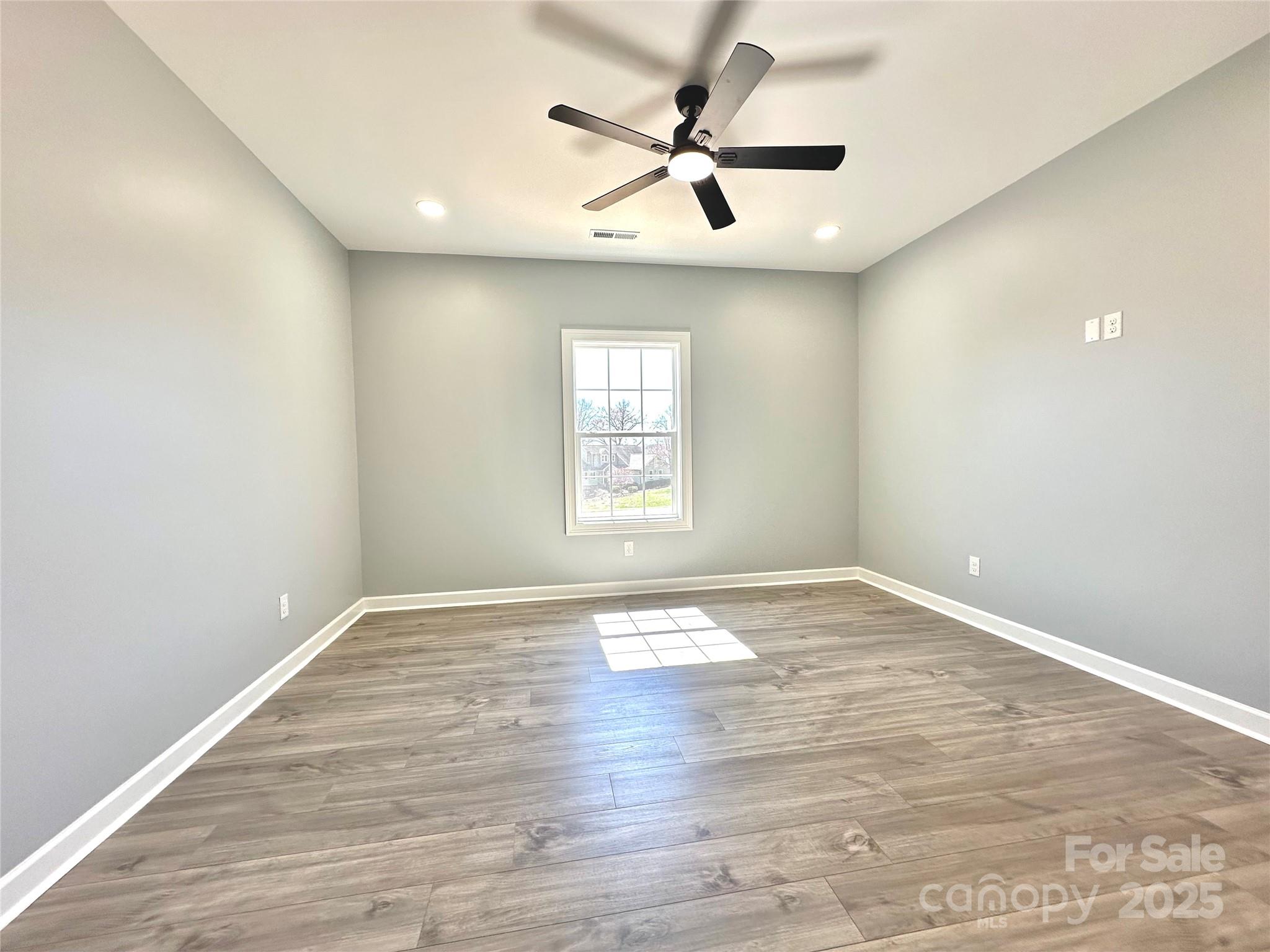 167 Harbor Point Drive — Cherryville