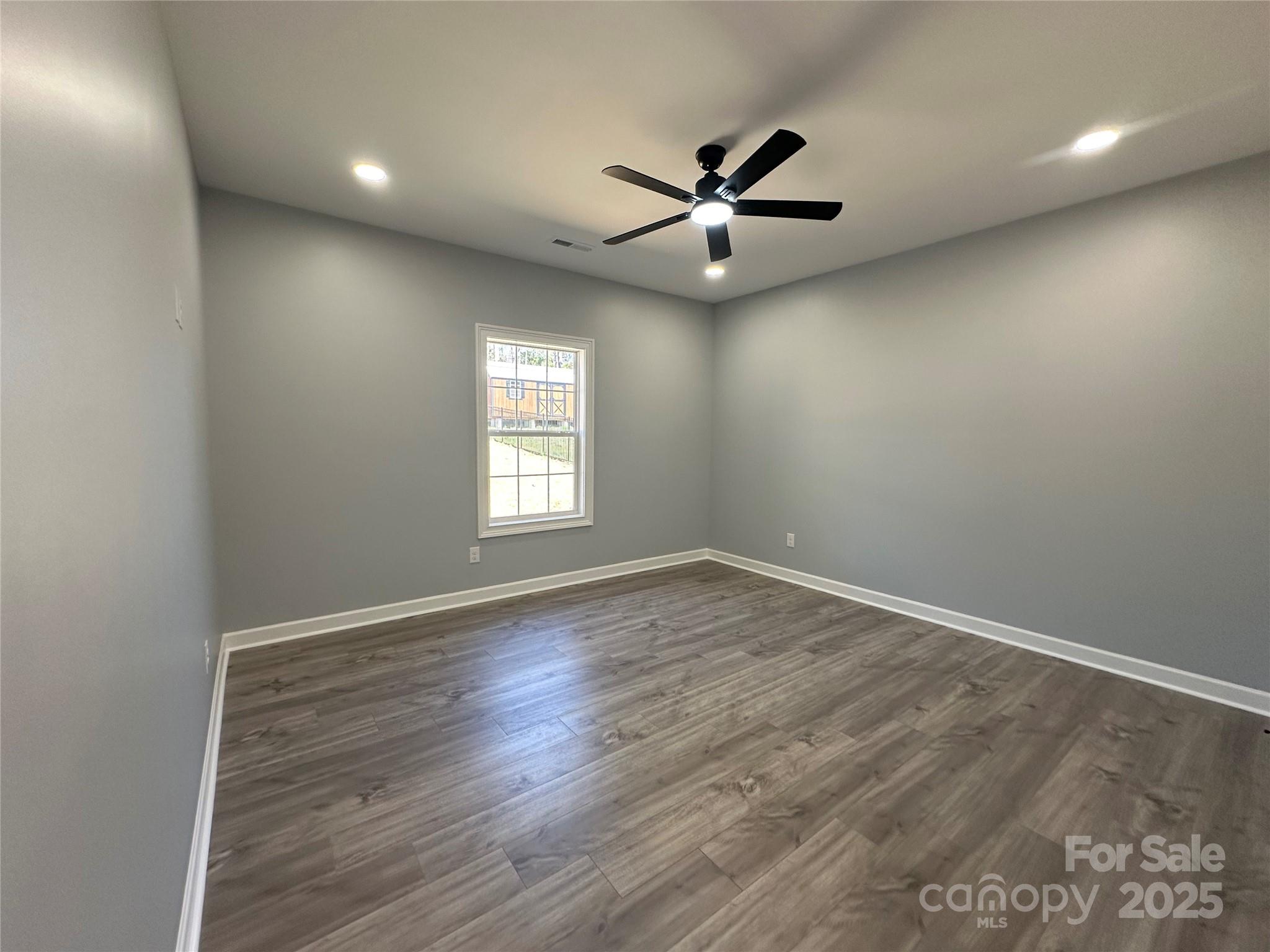 167 Harbor Point Drive — Cherryville