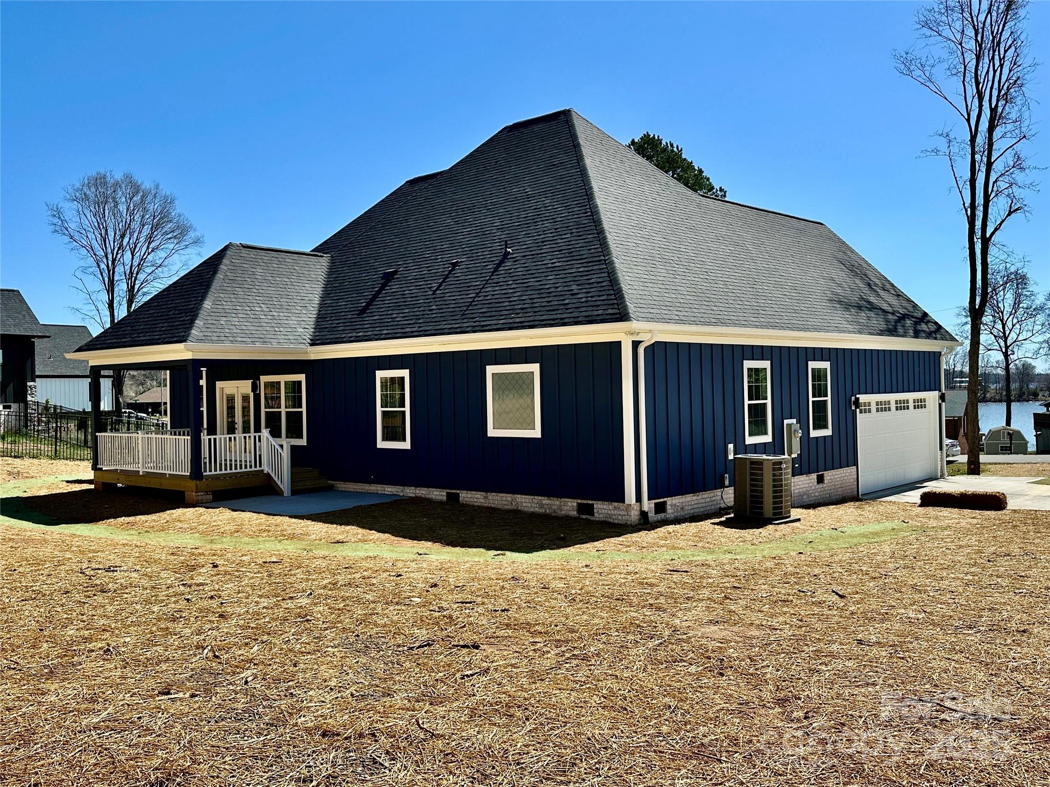 167 Harbor Point Drive — Cherryville