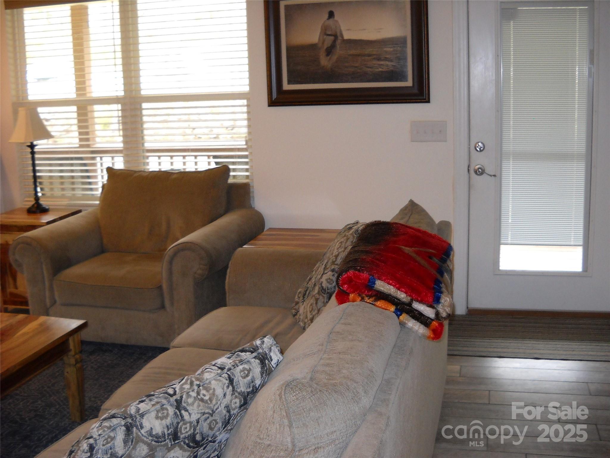 992 Hornet Drive — Whittier