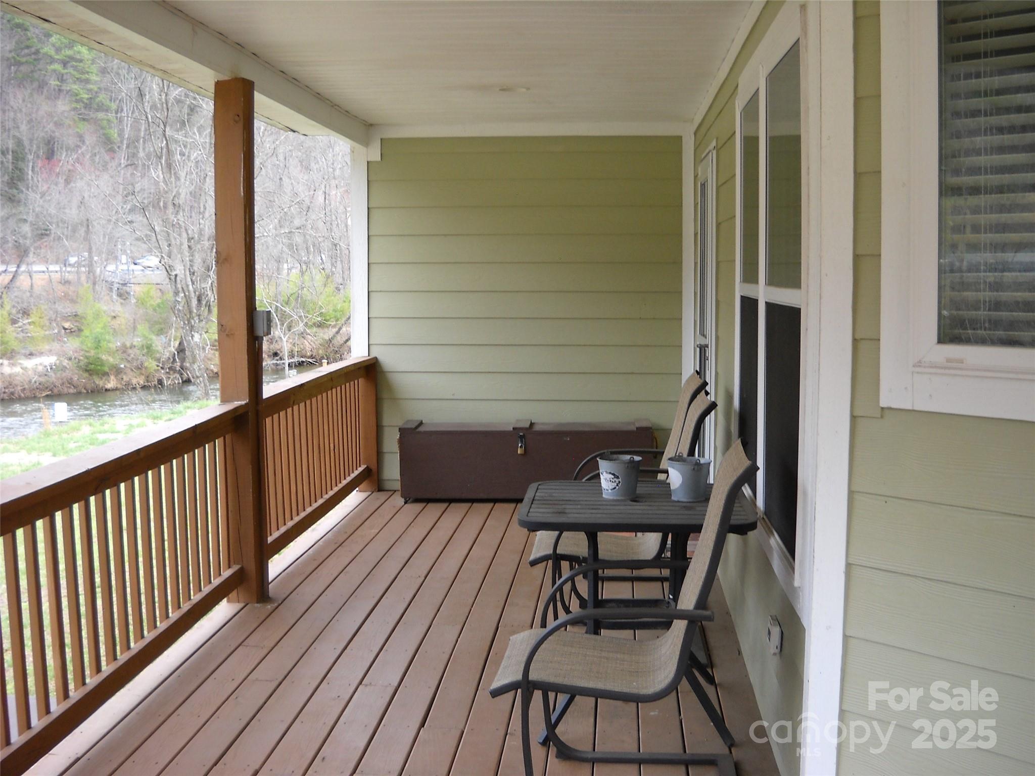 992 Hornet Drive — Whittier