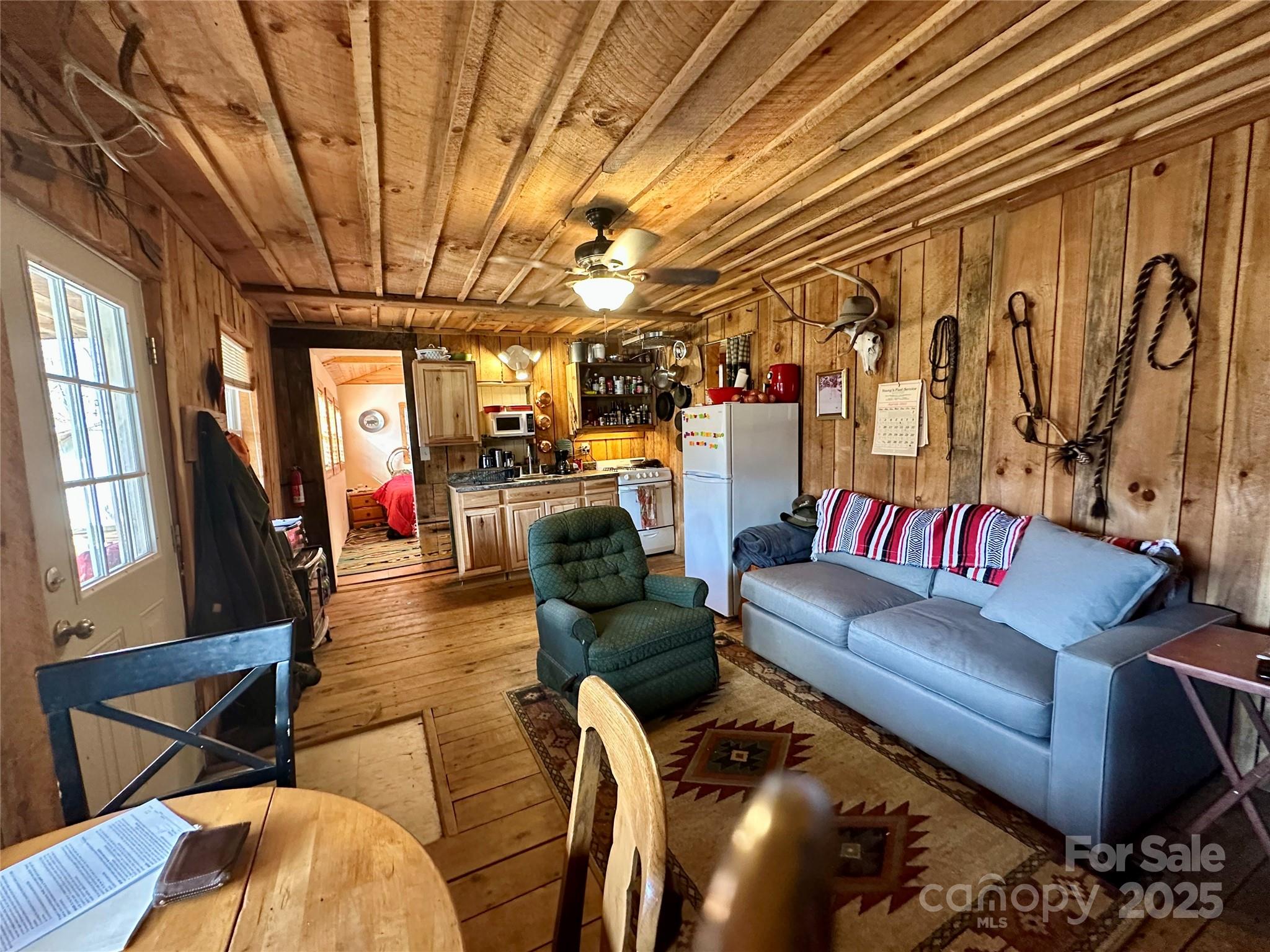 38 Buchanan Hill Road — Bakersville