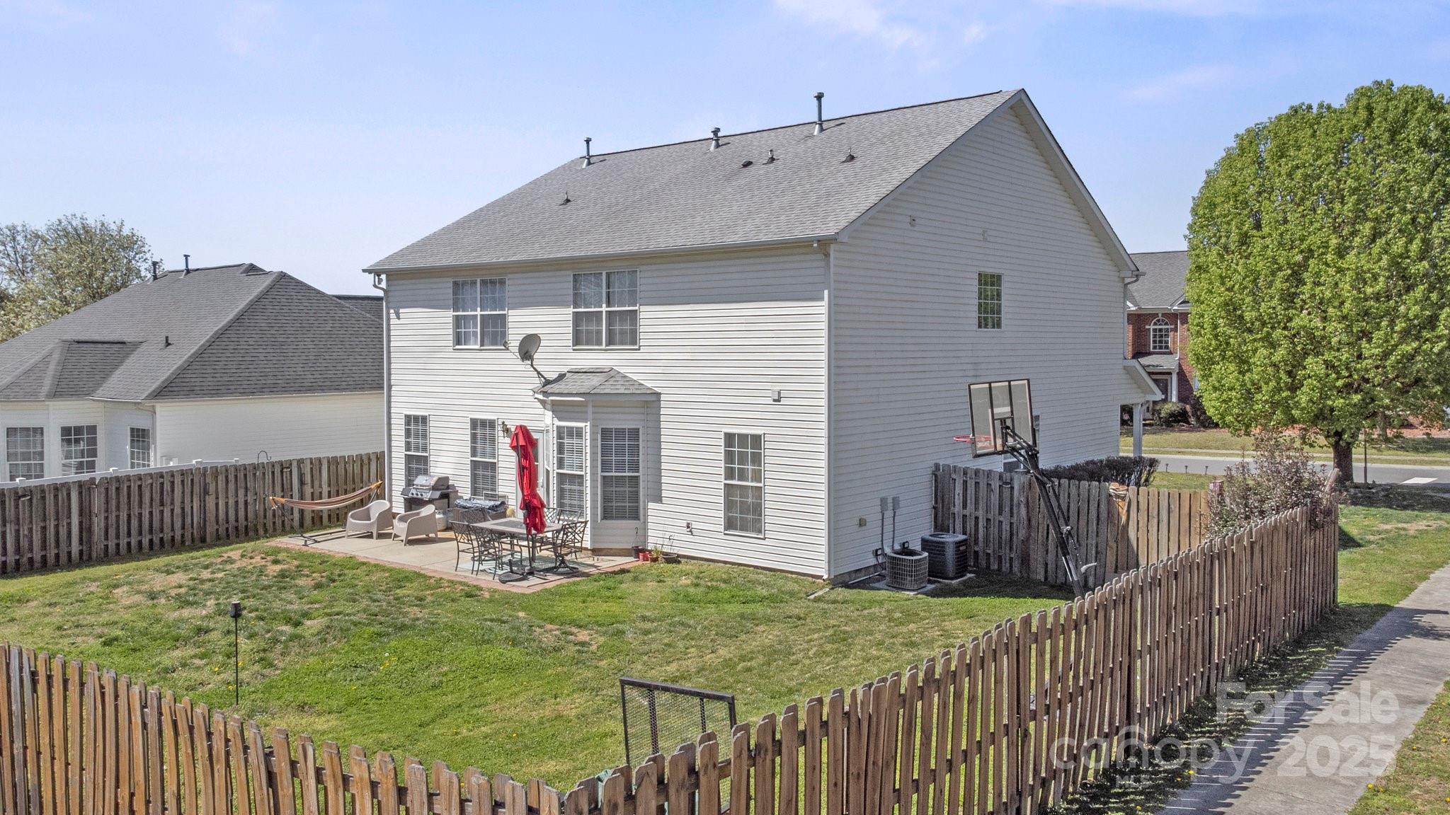 1016 Council Fire Circle — Indian Trail