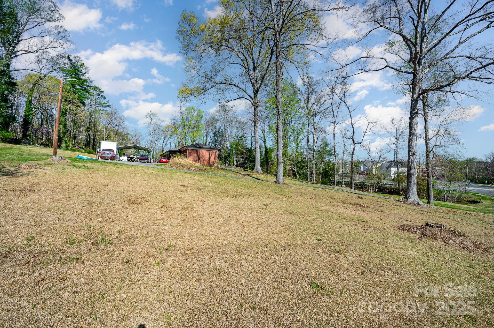 724 Rocky River Road W — Charlotte