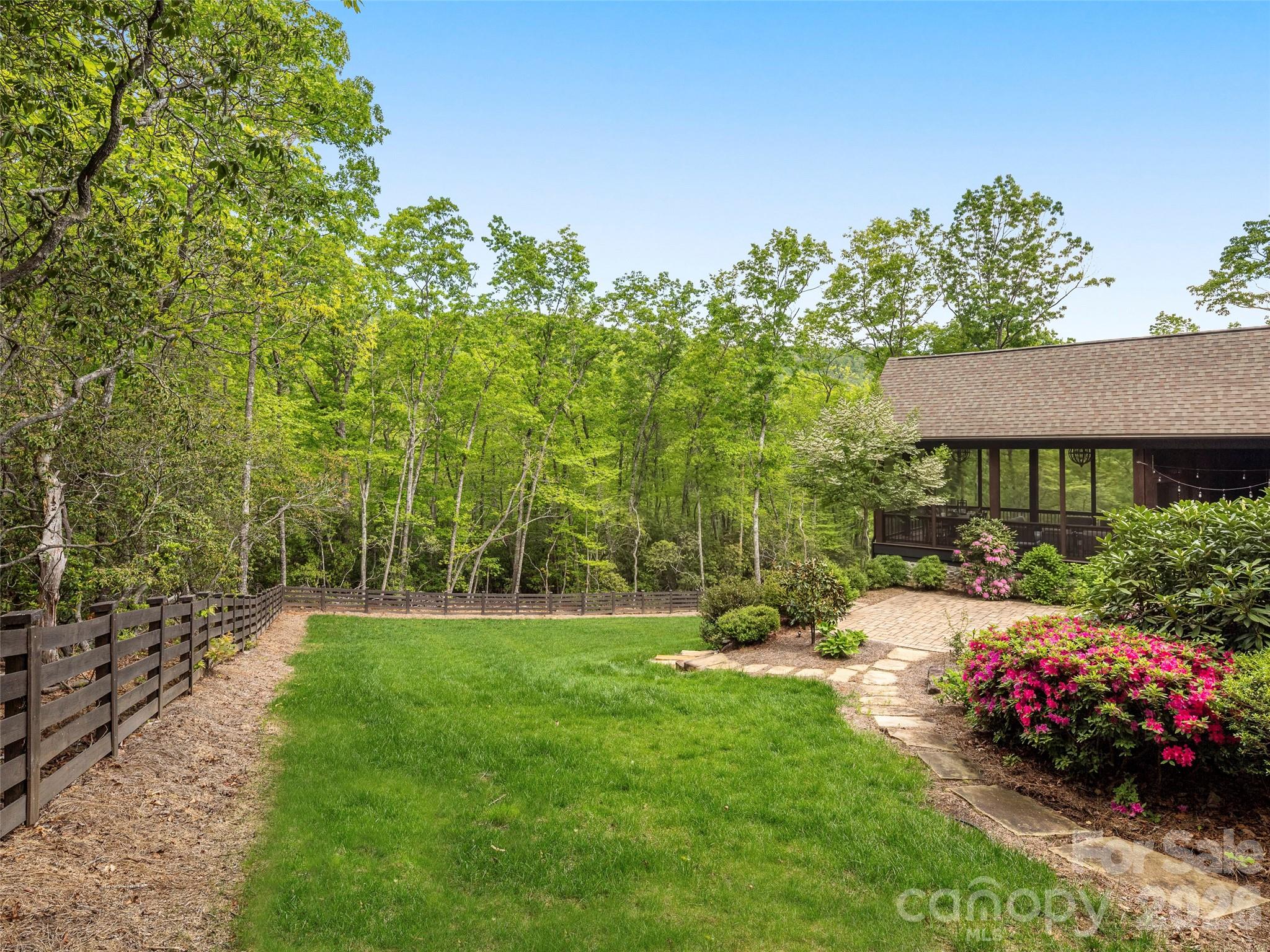 1455 Flint Rock Trail — Arden