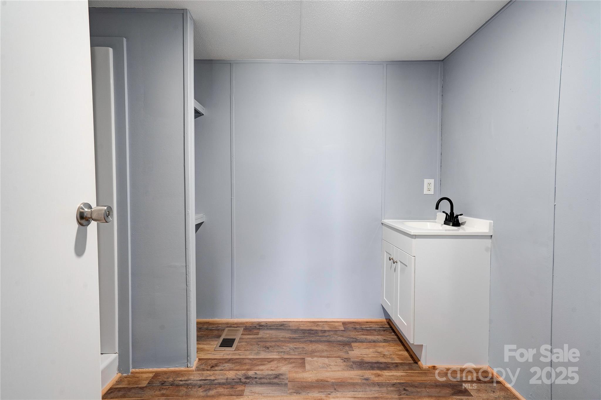 104 Buck Haven Court — Lawndale