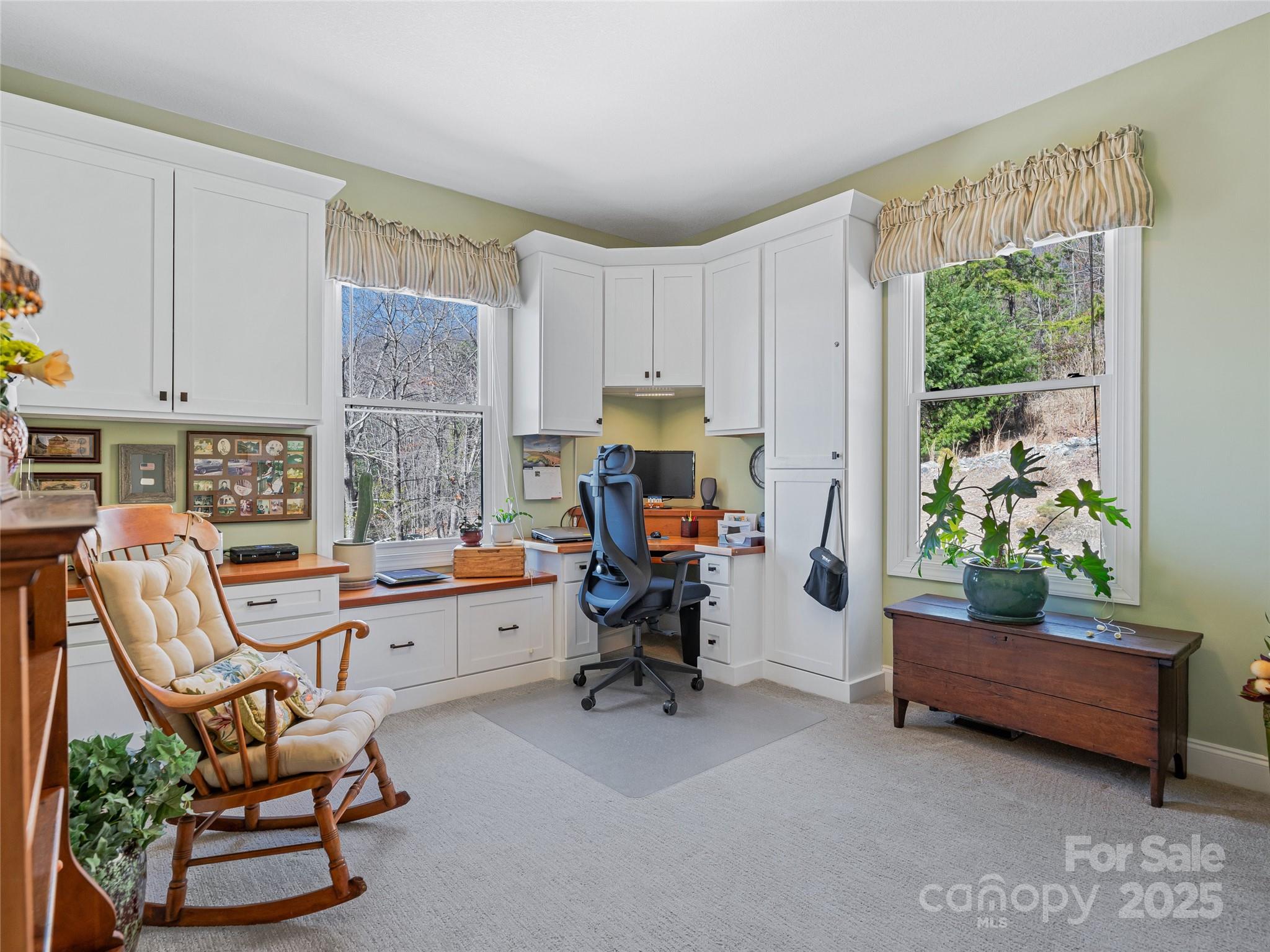 288 Hawks Point Drive — Zirconia
