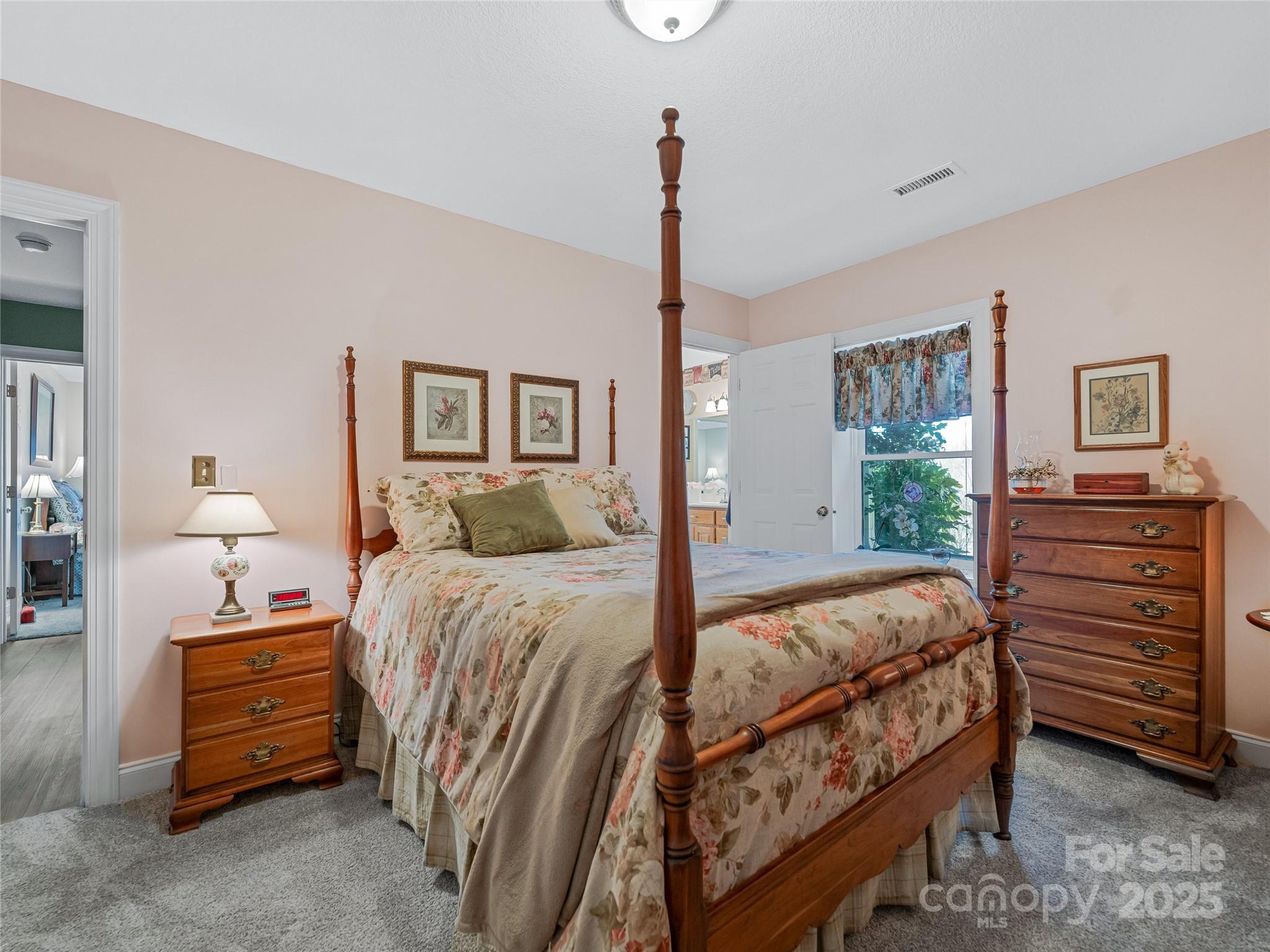 288 Hawks Point Drive — Zirconia