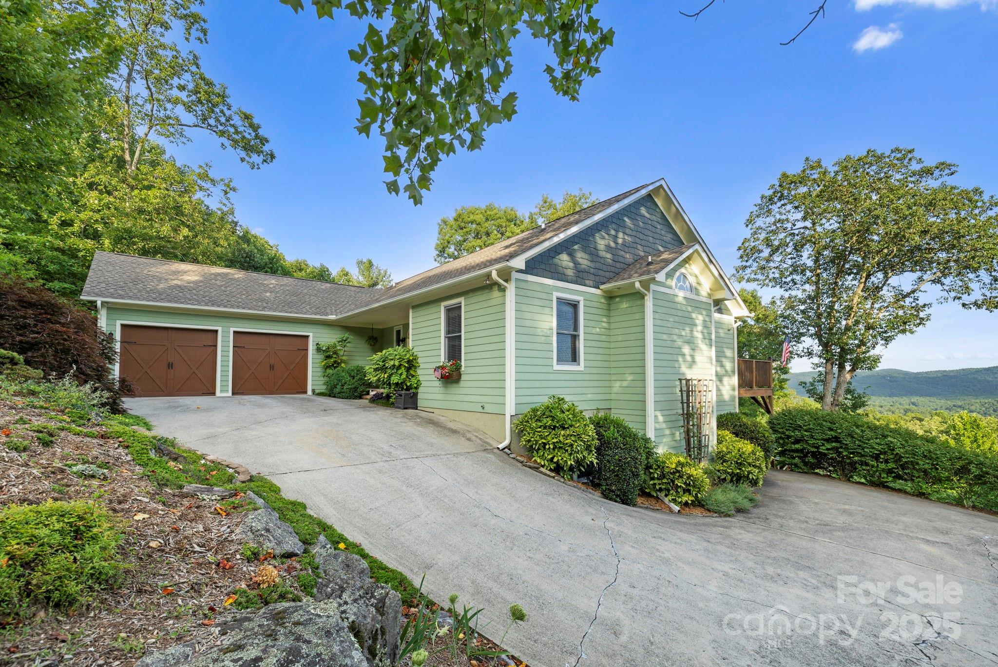 288 Hawks Point Drive — Zirconia