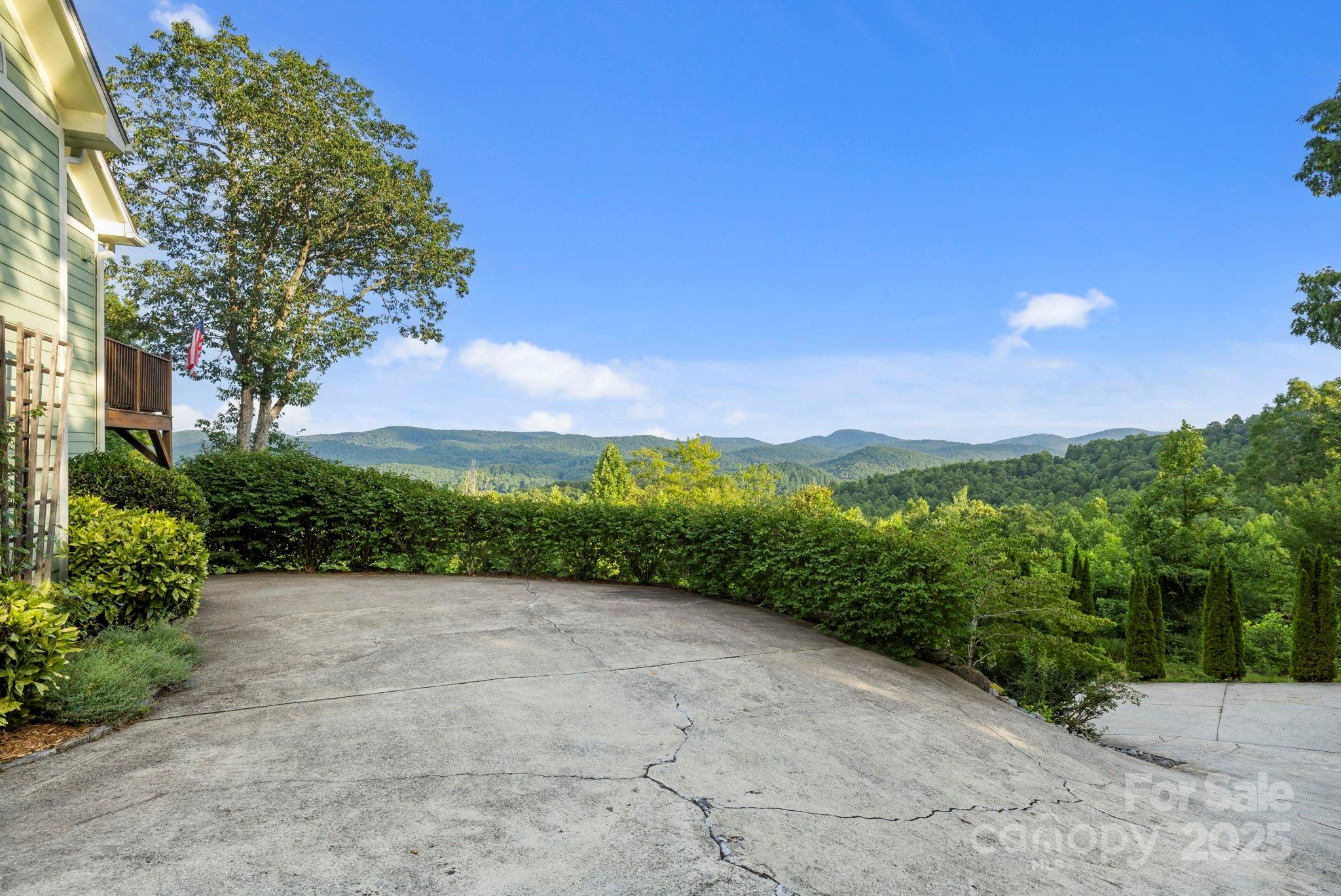 288 Hawks Point Drive — Zirconia