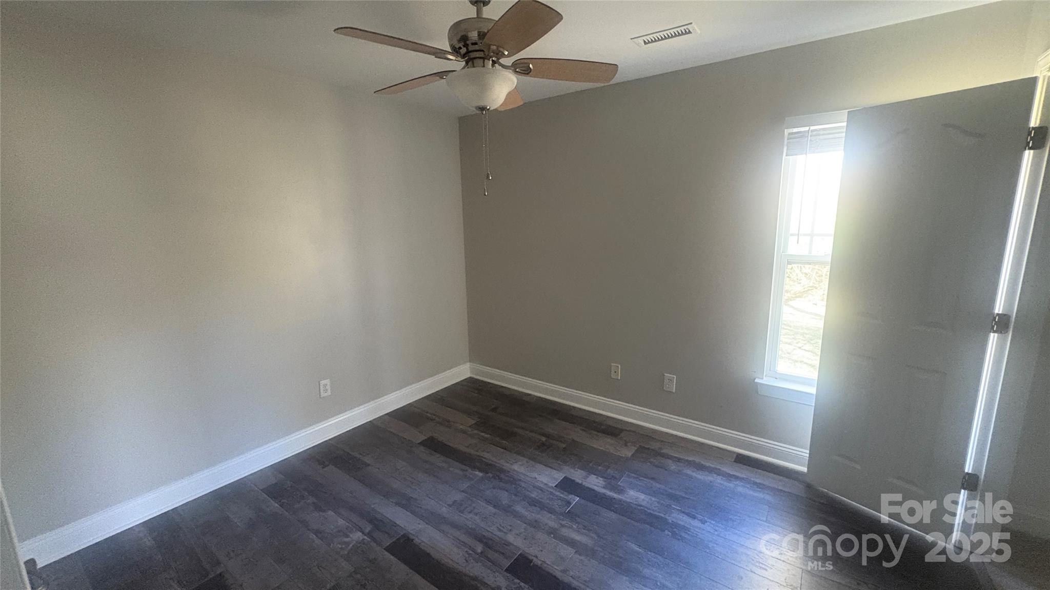 1134 Riverside Drive — Charlotte