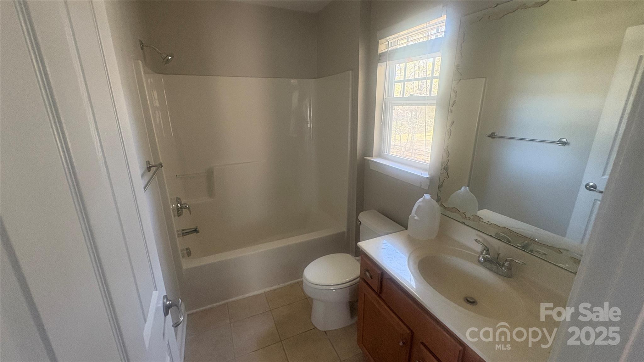 1134 Riverside Drive — Charlotte