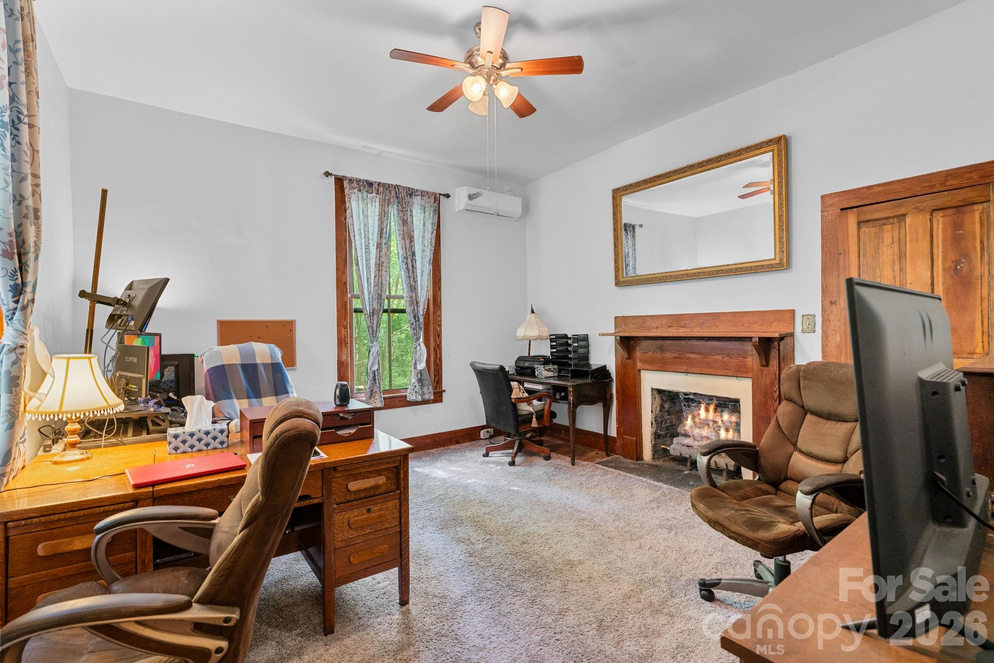 305 Ficker Circle — Hendersonville
