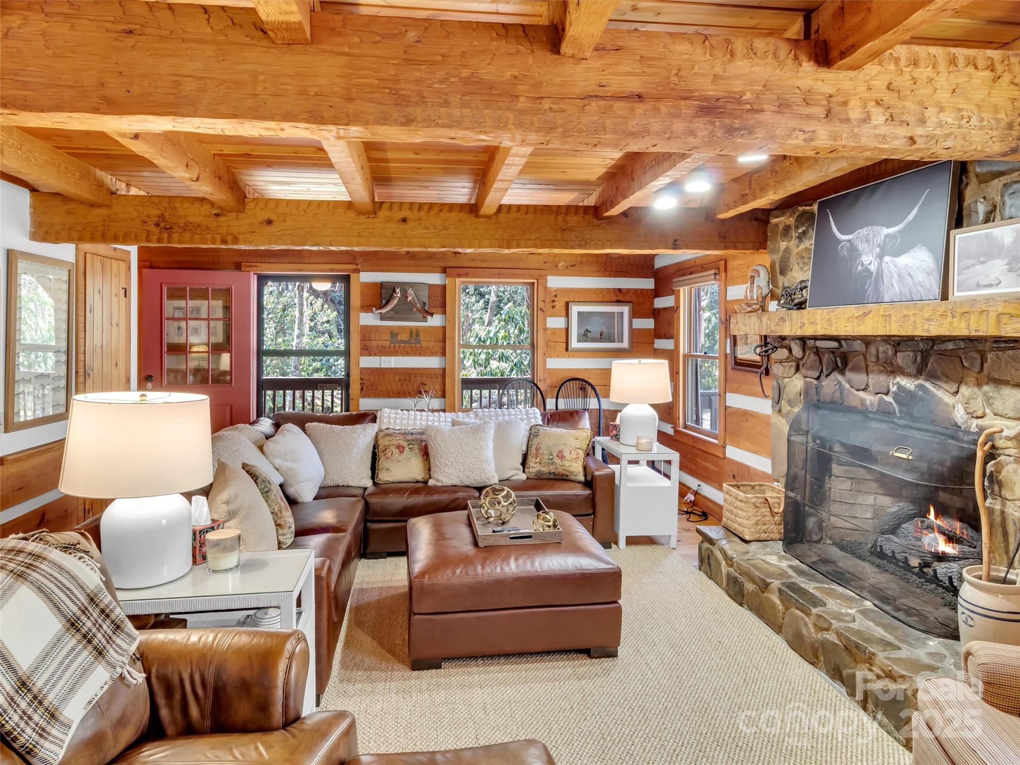 7810 Little Snowbird Road — Robbinsville