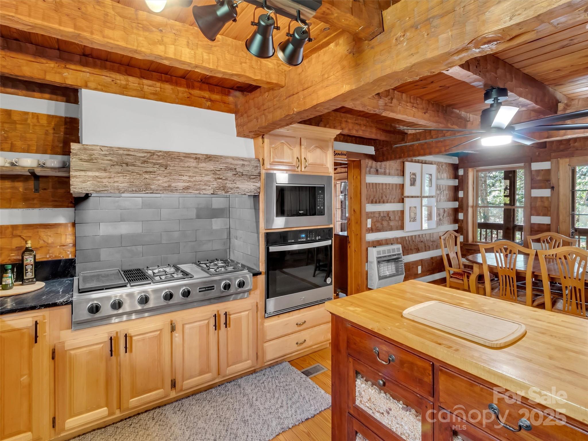 7810 Little Snowbird Road — Robbinsville