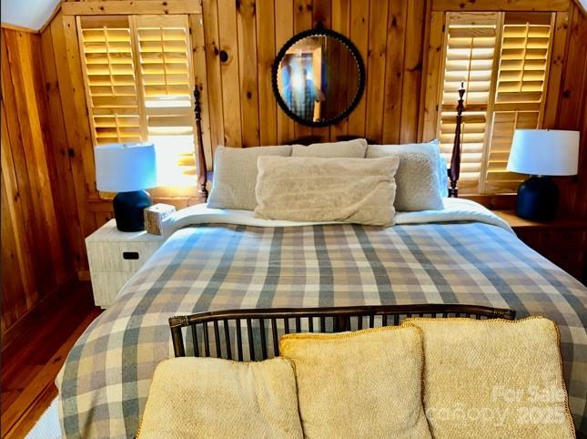7810 Little Snowbird Road — Robbinsville