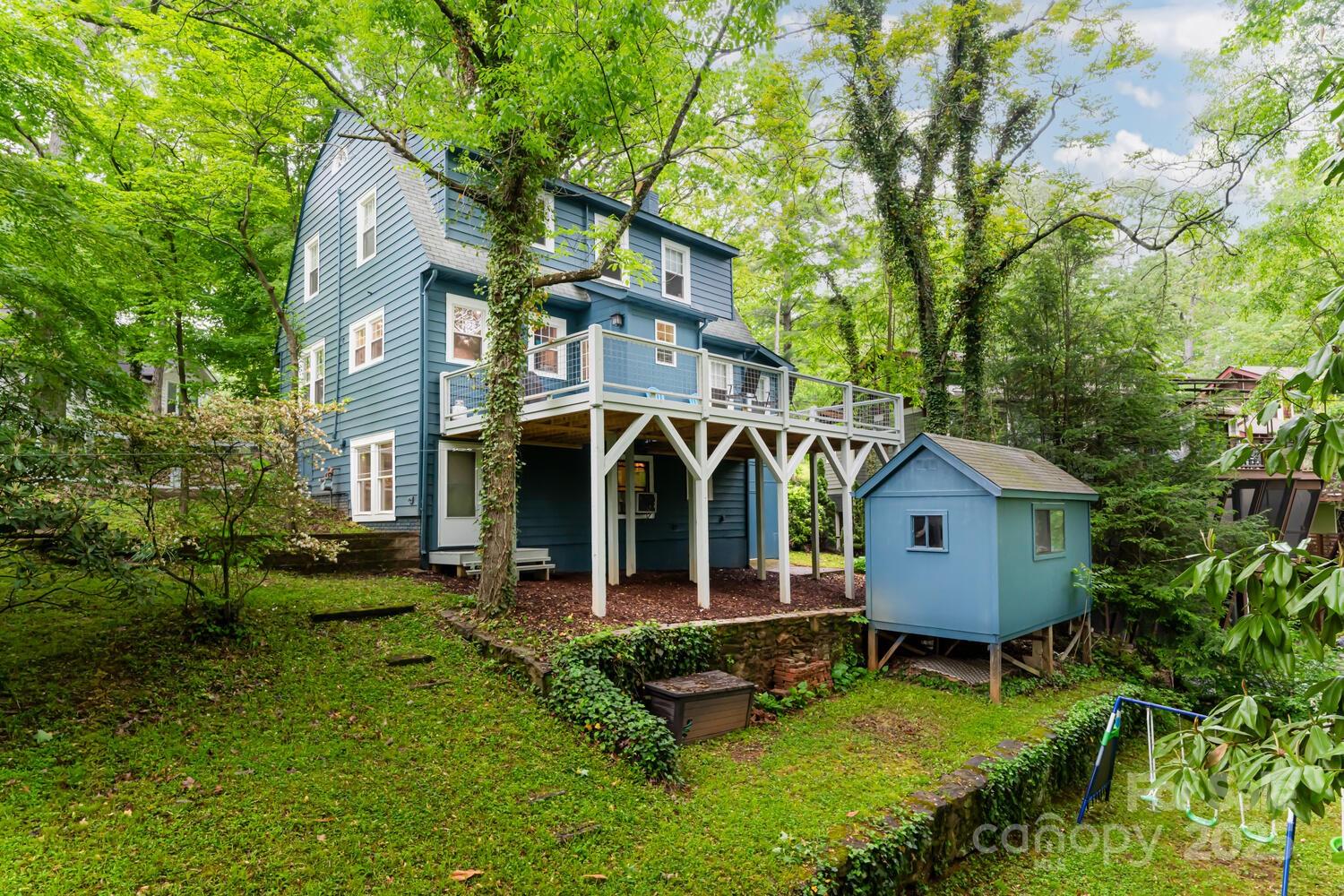 1 Kenilworth Road — Asheville