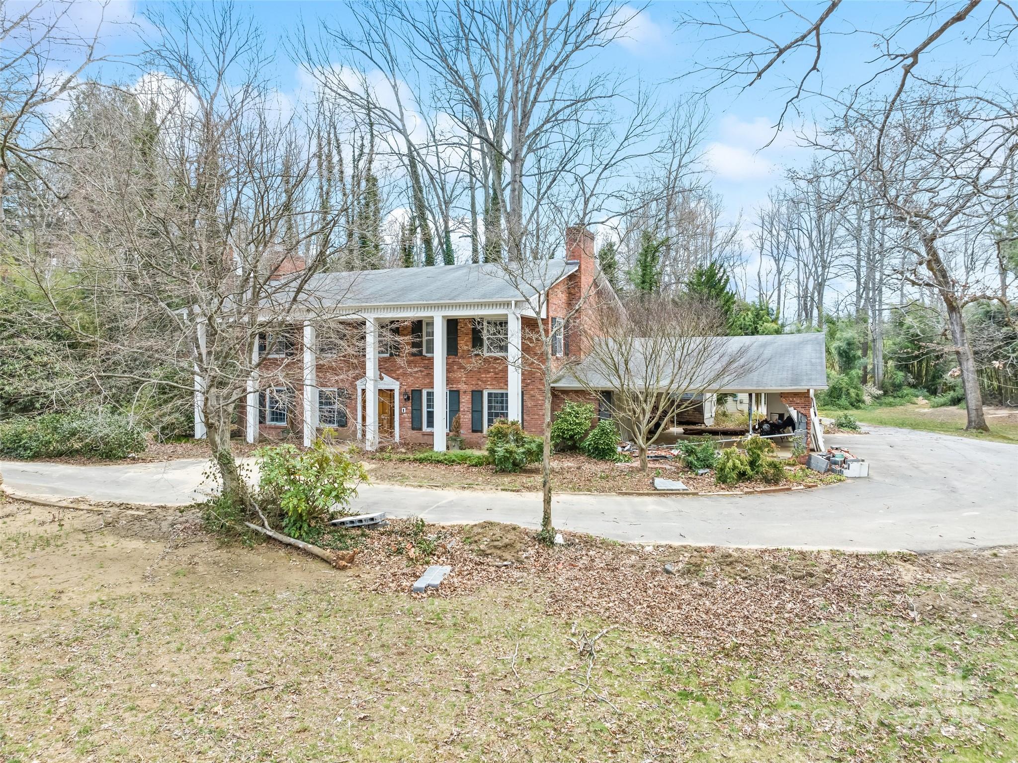 21 Riverbend Road — Canton