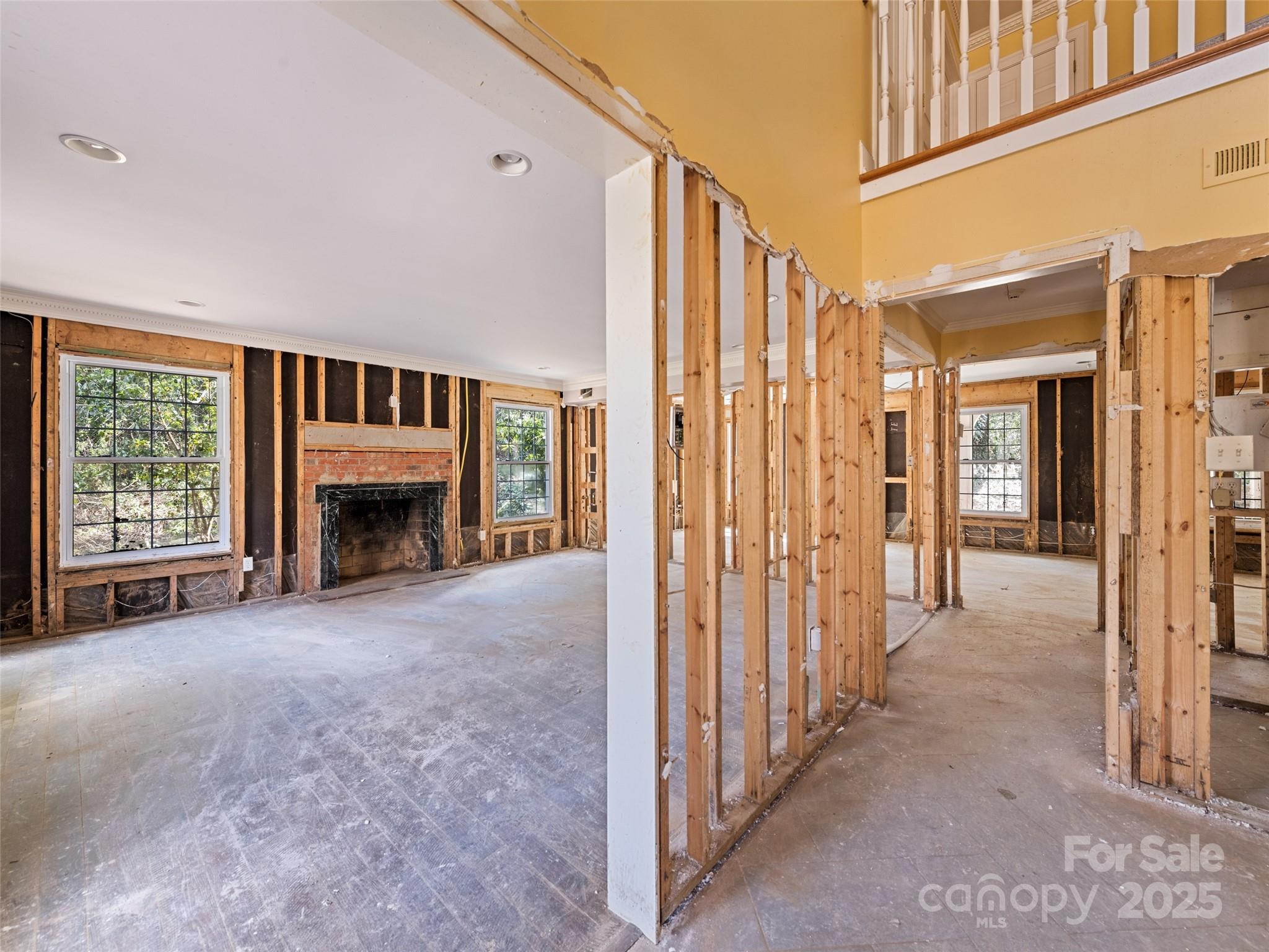 21 Riverbend Road — Canton