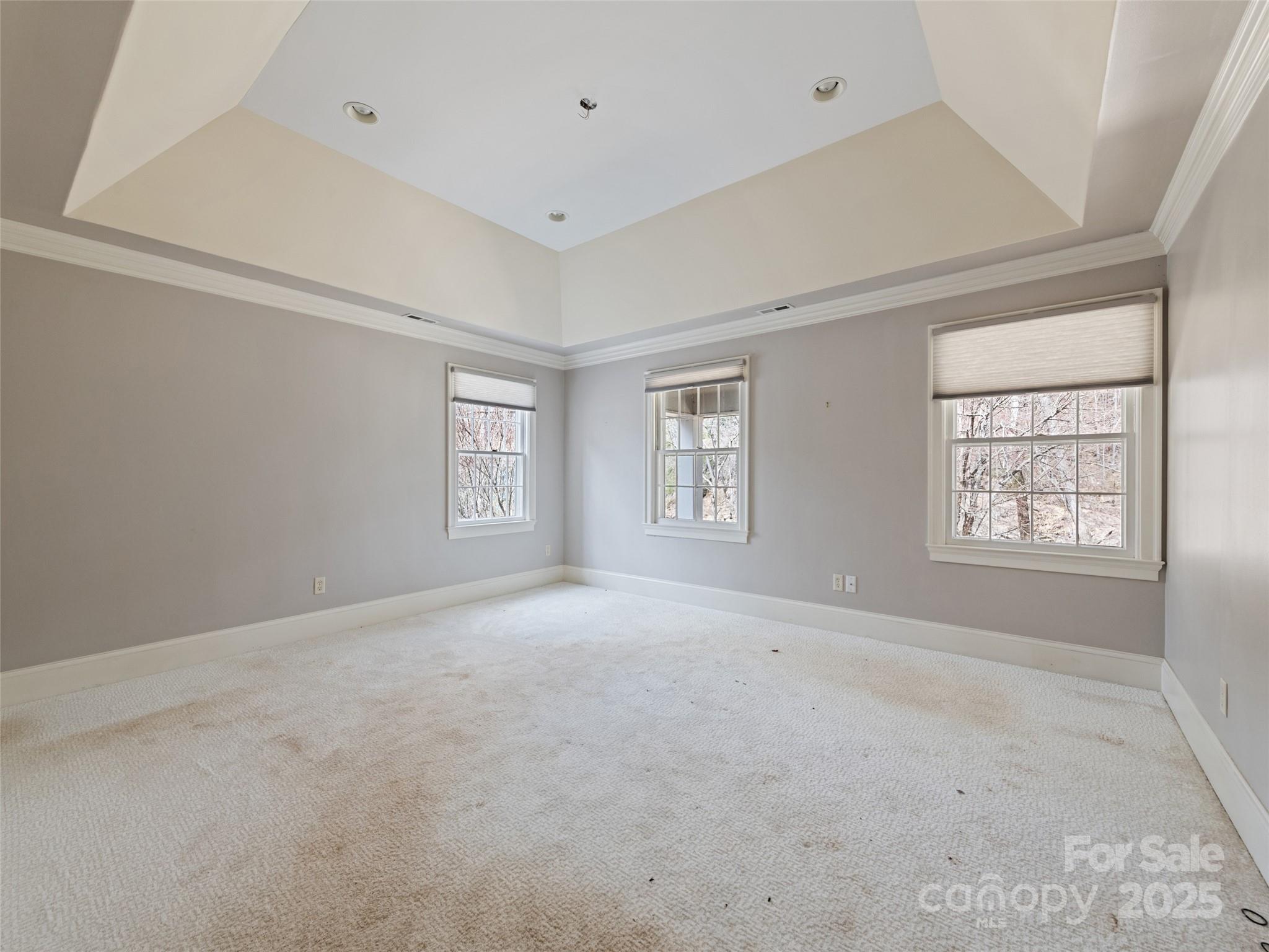 21 Riverbend Road — Canton