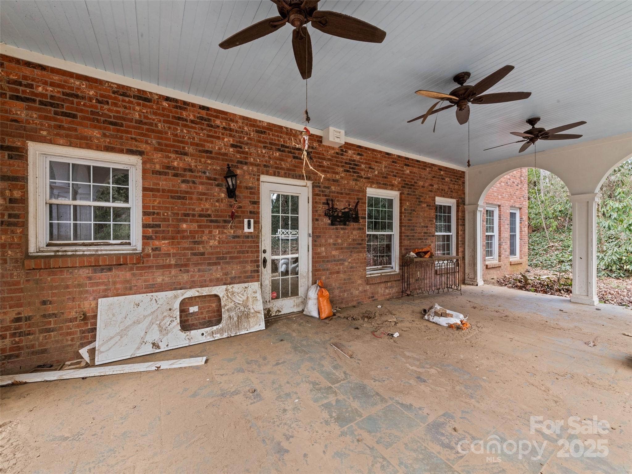 21 Riverbend Road — Canton