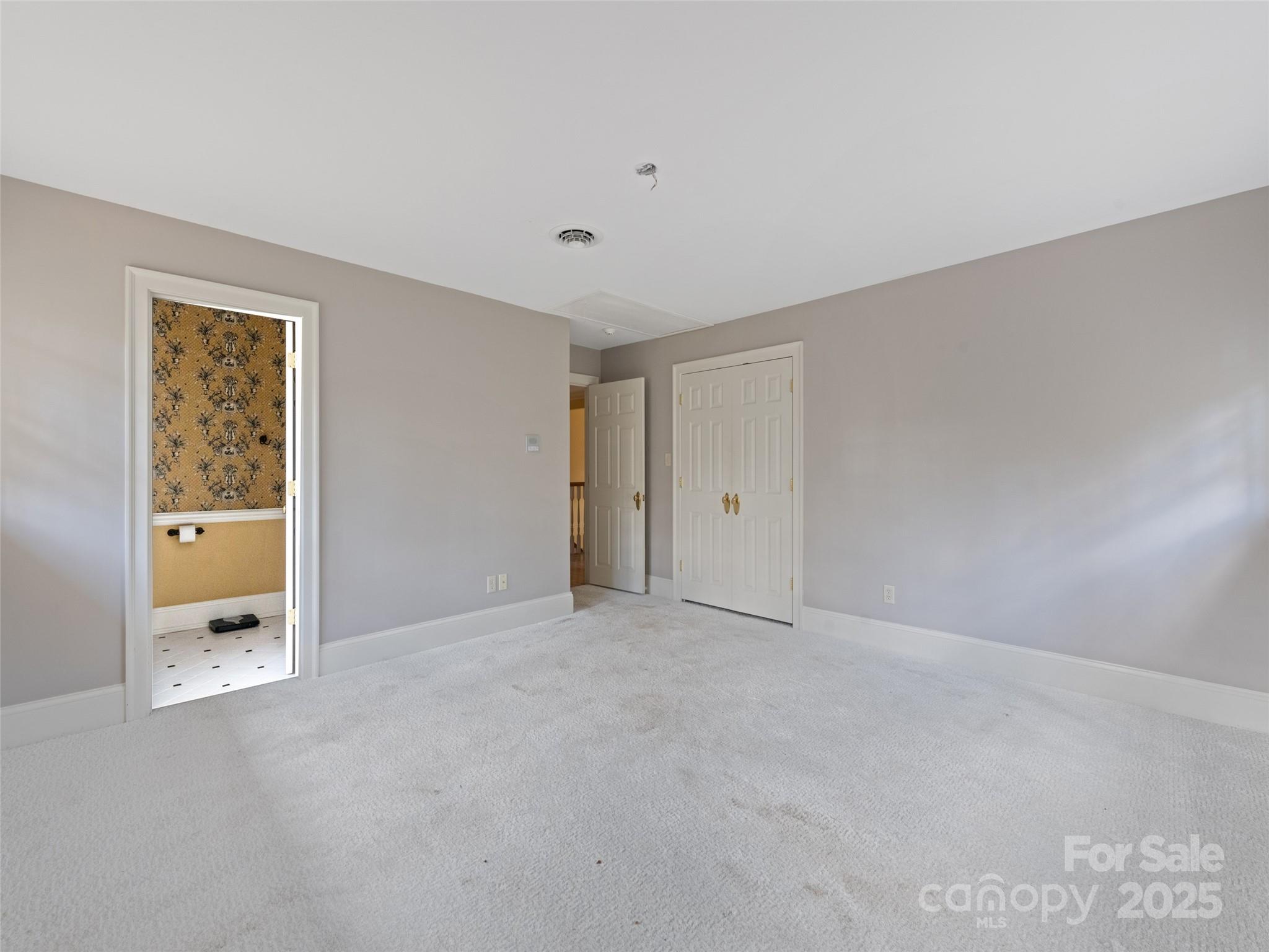 21 Riverbend Road — Canton