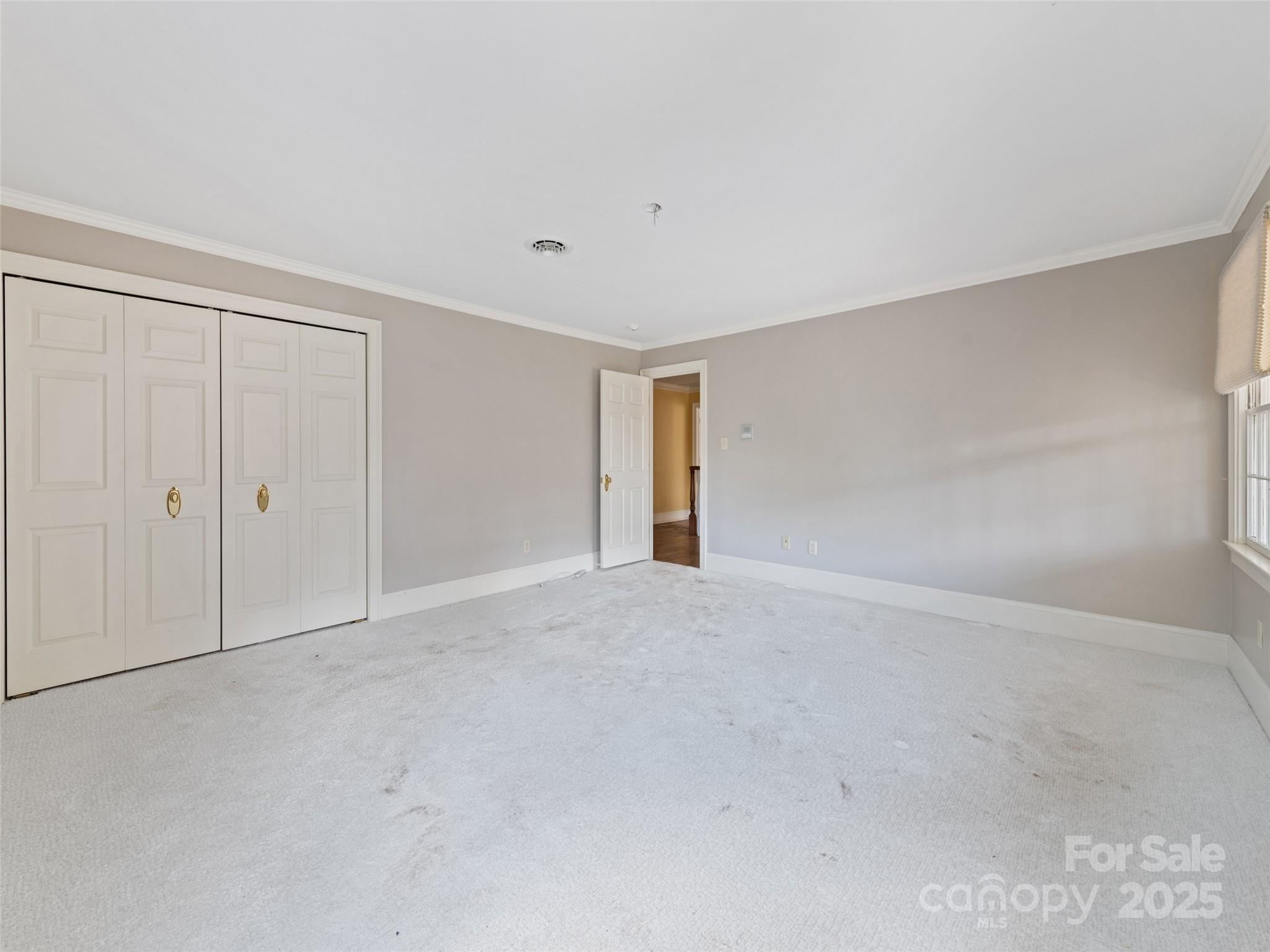 21 Riverbend Road — Canton