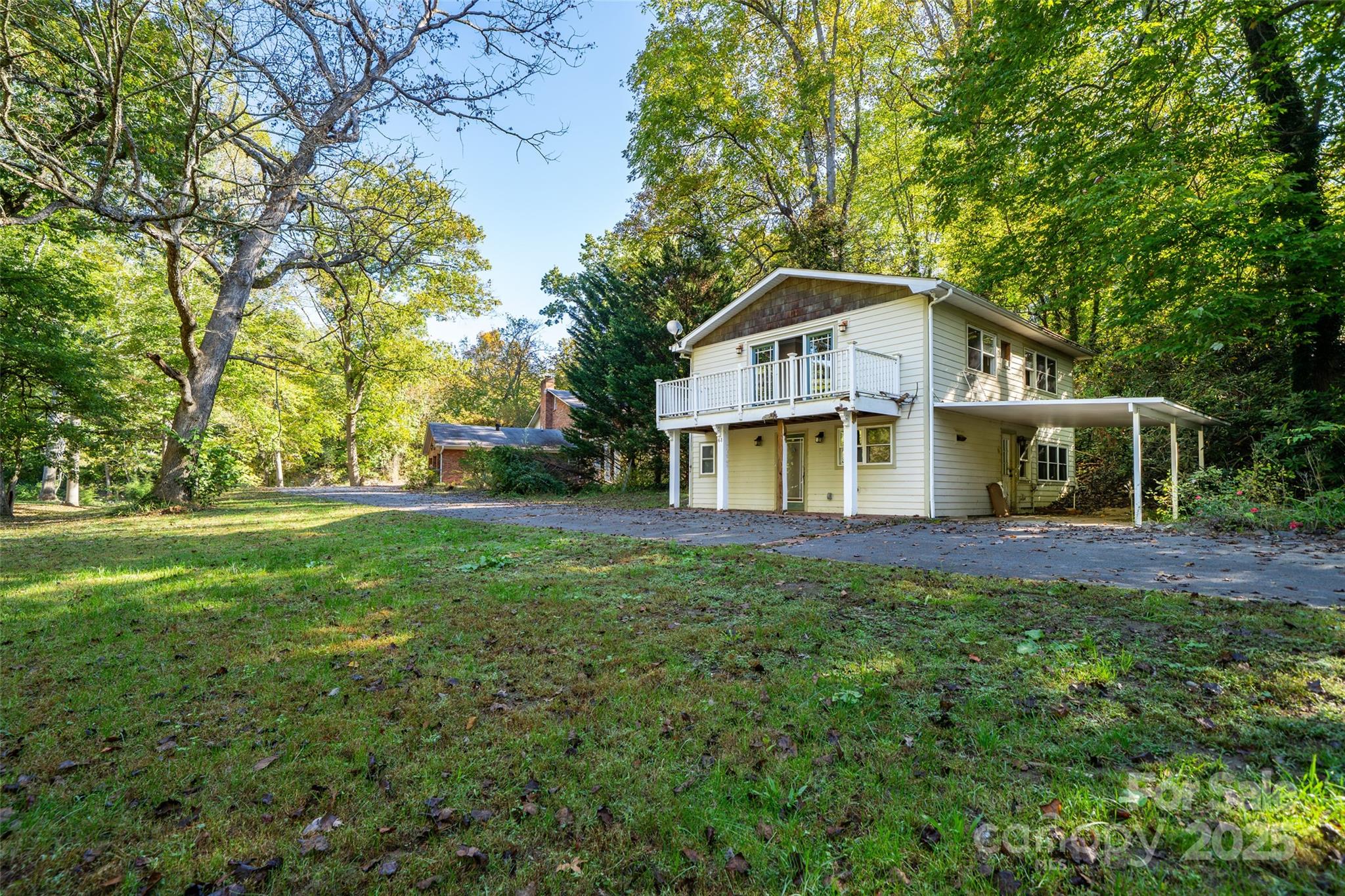 21 Riverbend Road — Canton