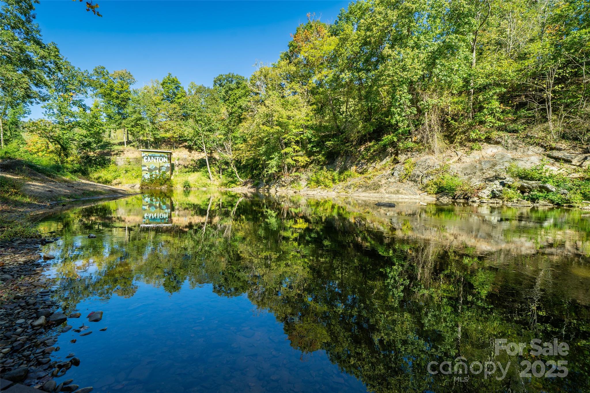 21 Riverbend Road — Canton