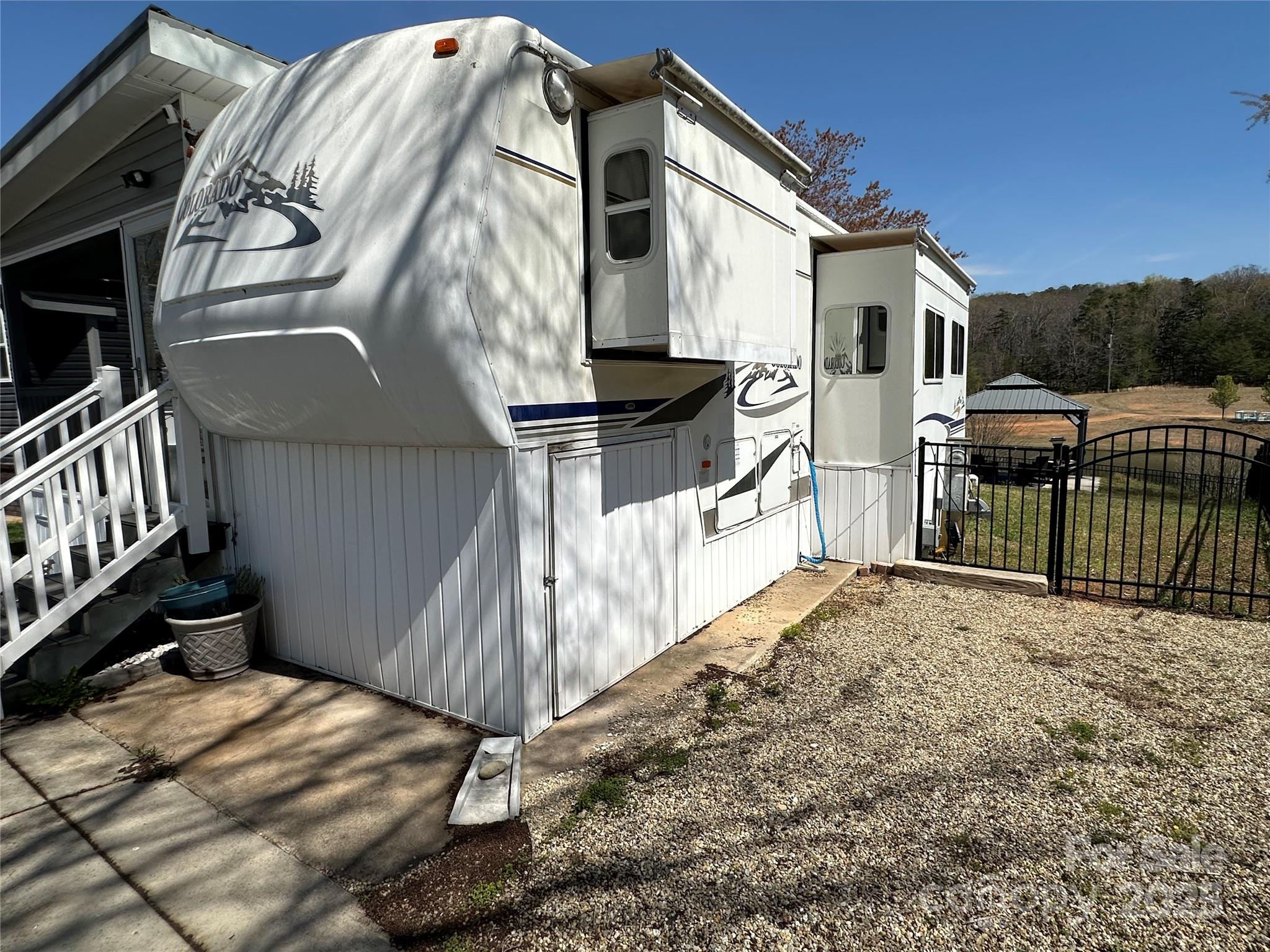 134 Putt Putt Lane — New London