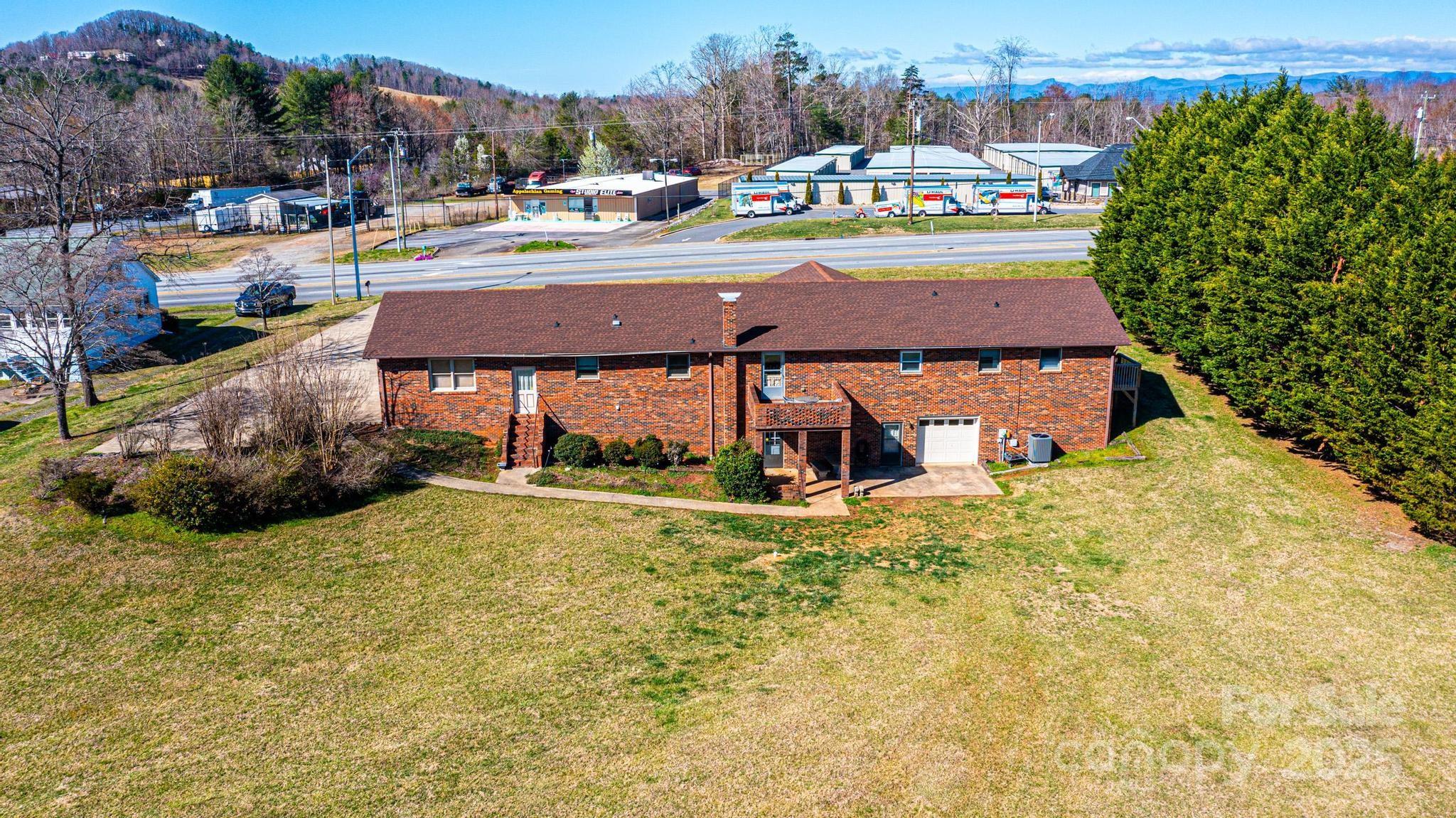 1221 Connelly Springs Road — Lenoir