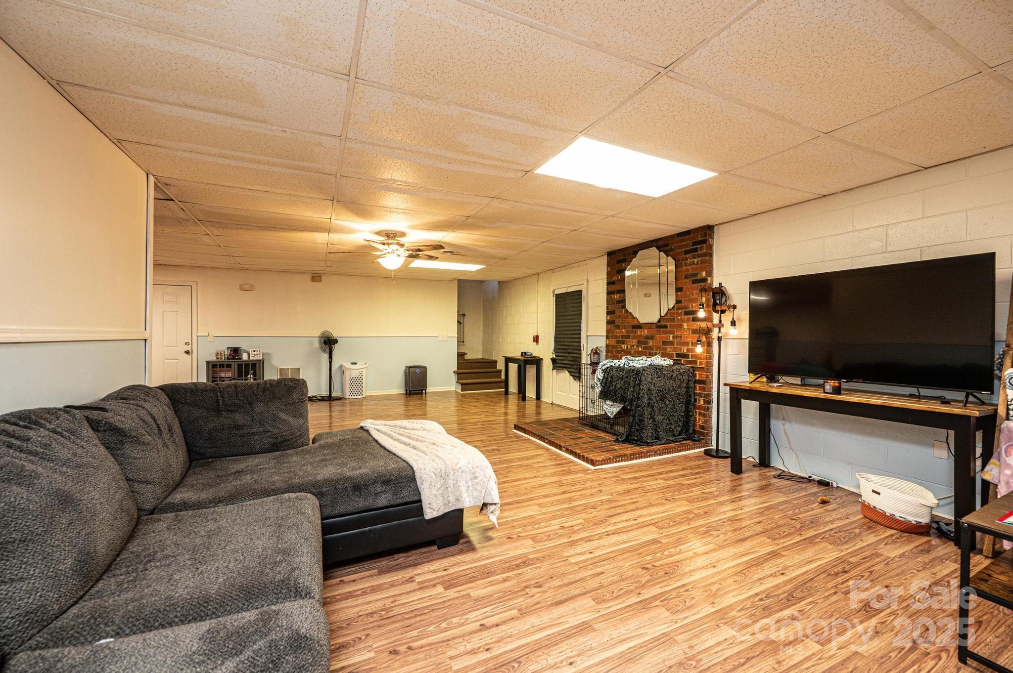 1221 Connelly Springs Road — Lenoir