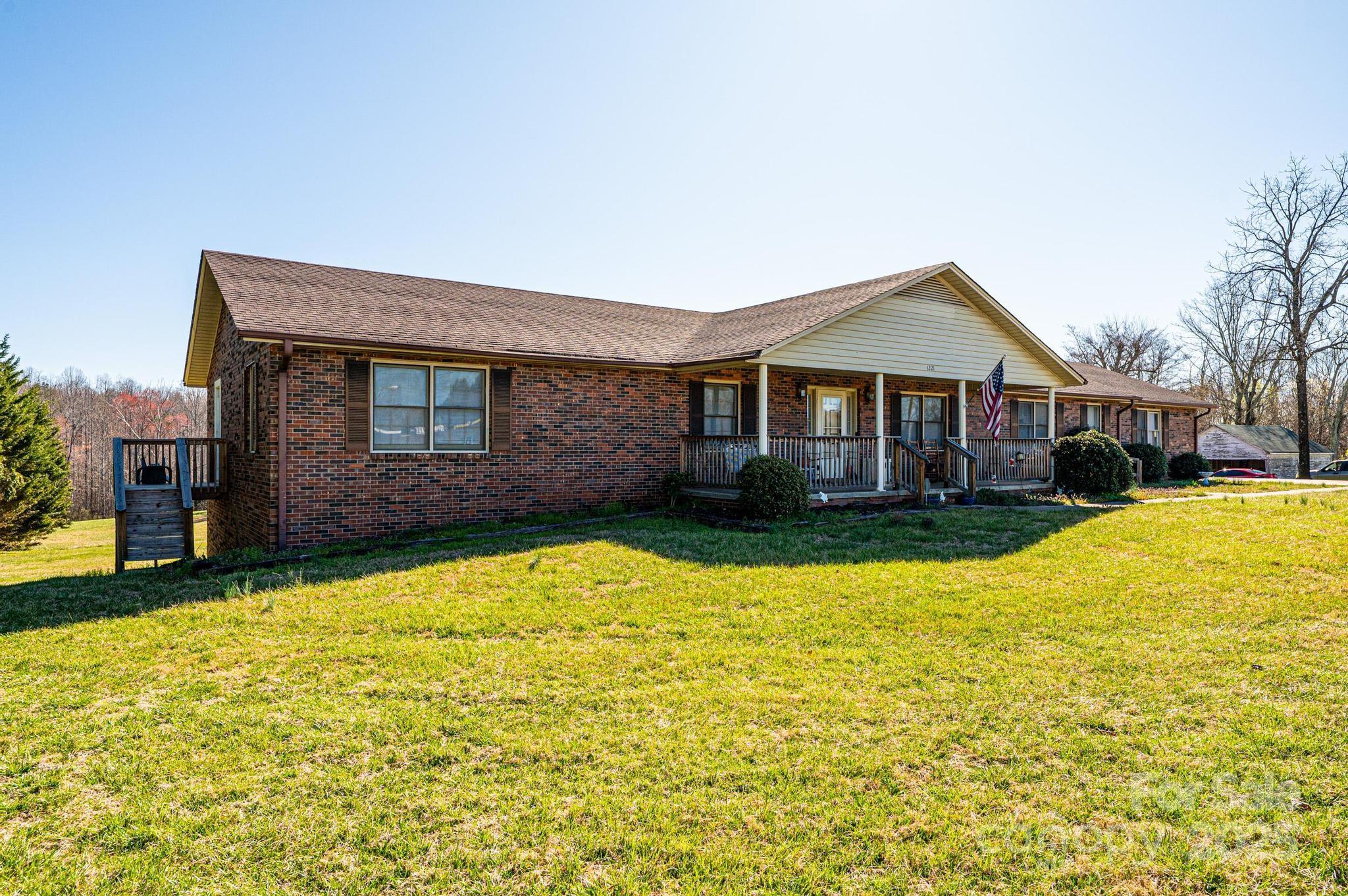 1221 Connelly Springs Road — Lenoir