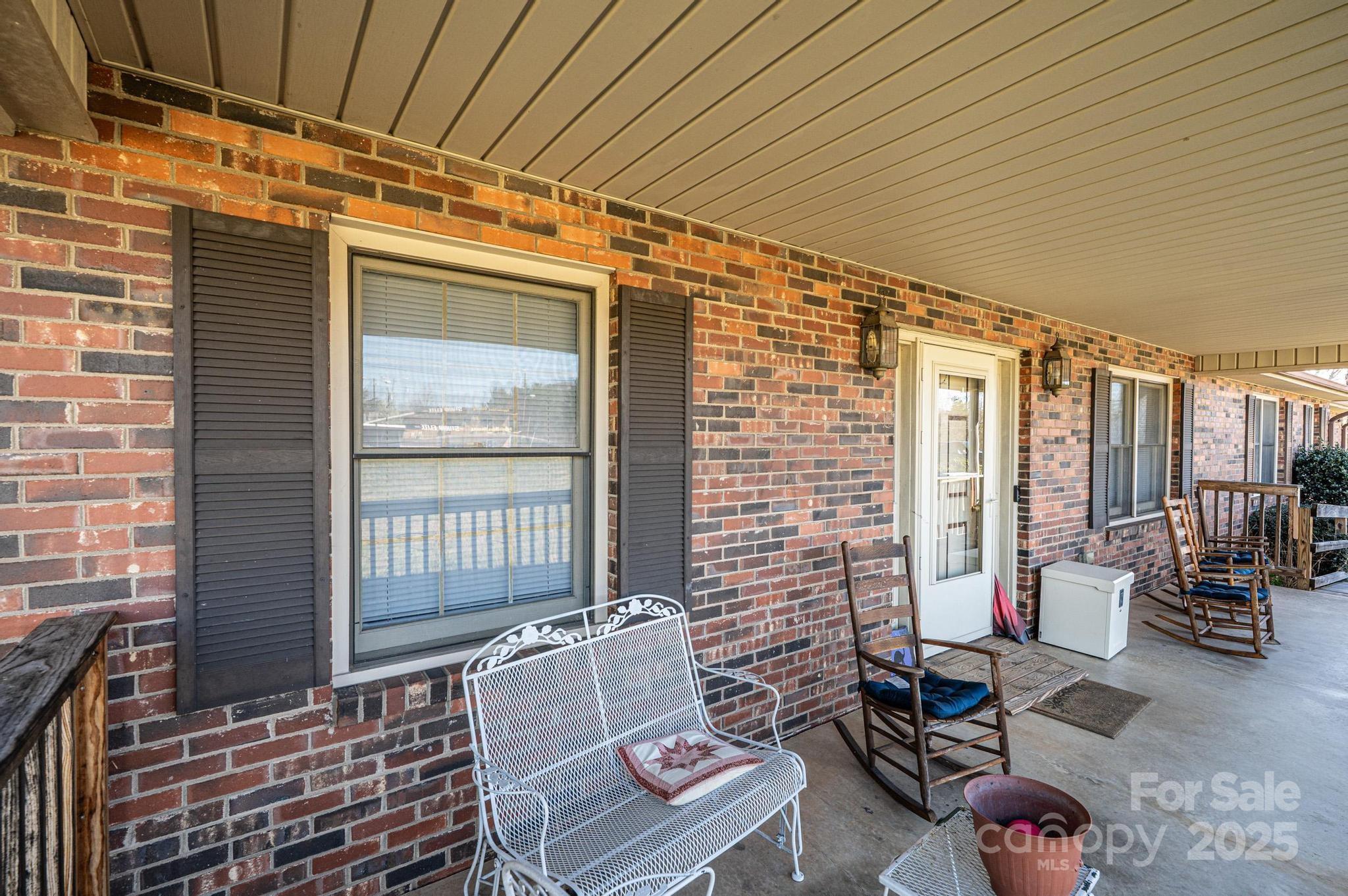 1221 Connelly Springs Road — Lenoir