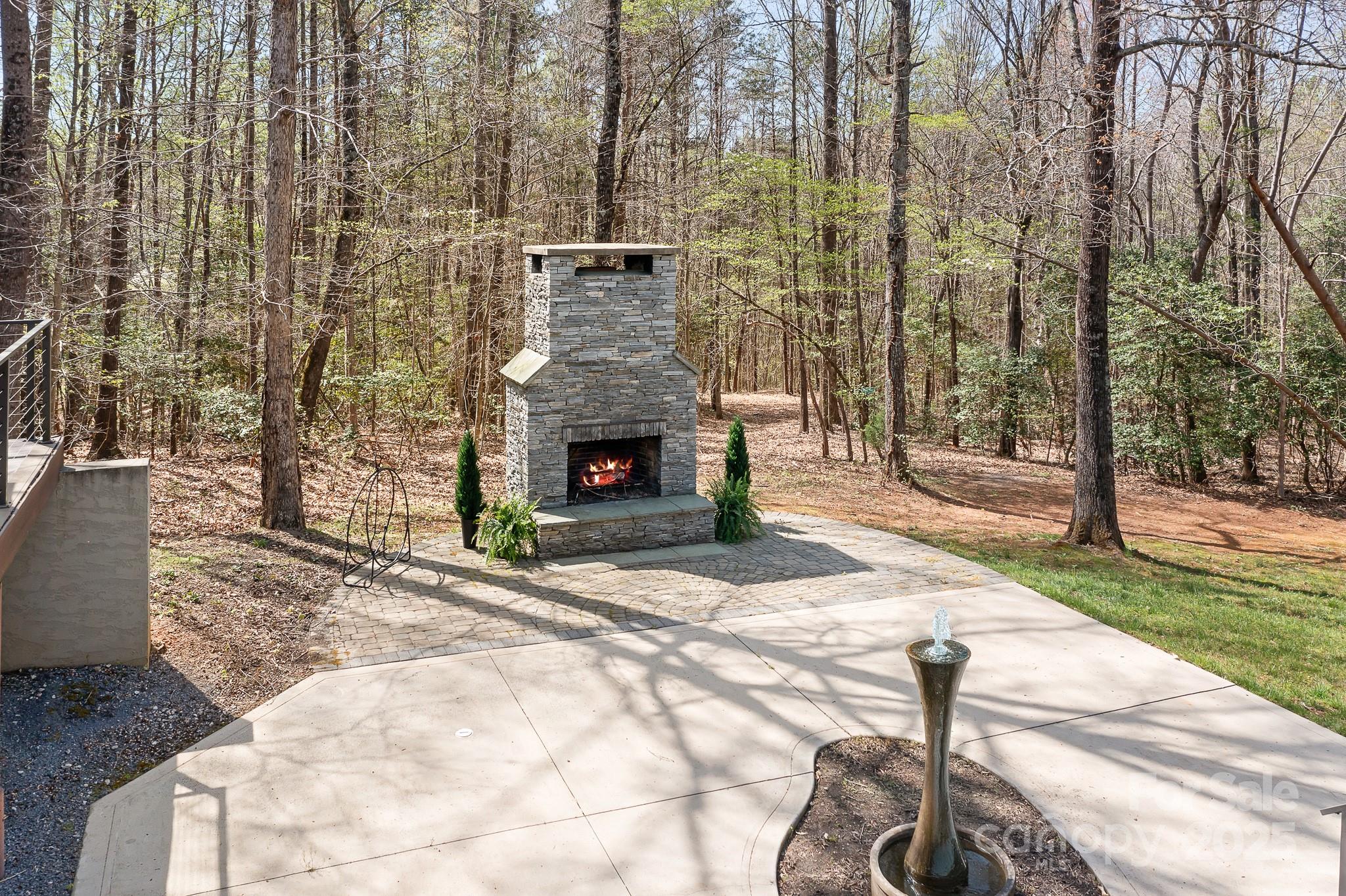 3249 Ivey Creek Road — Maiden