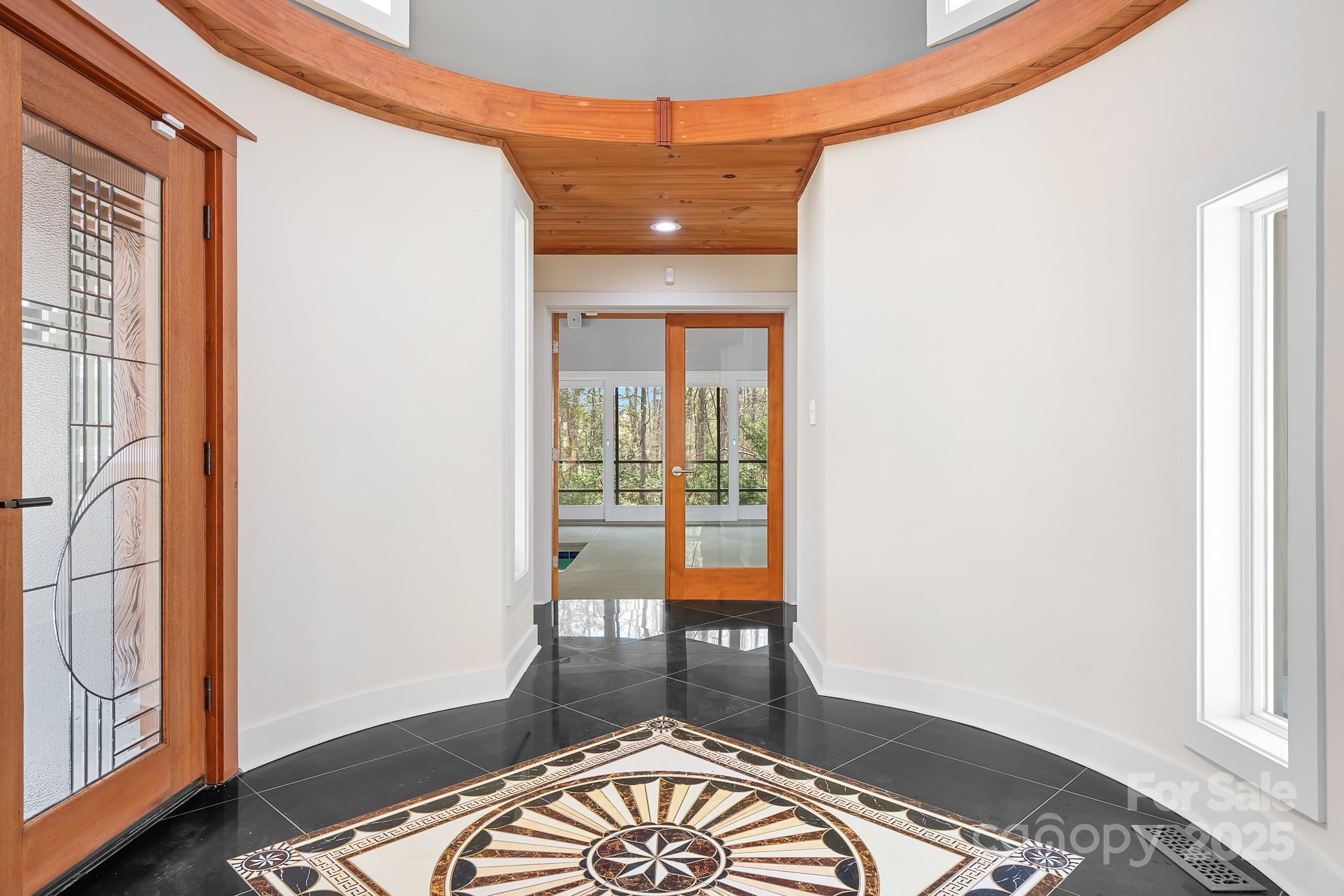 3249 Ivey Creek Road — Maiden