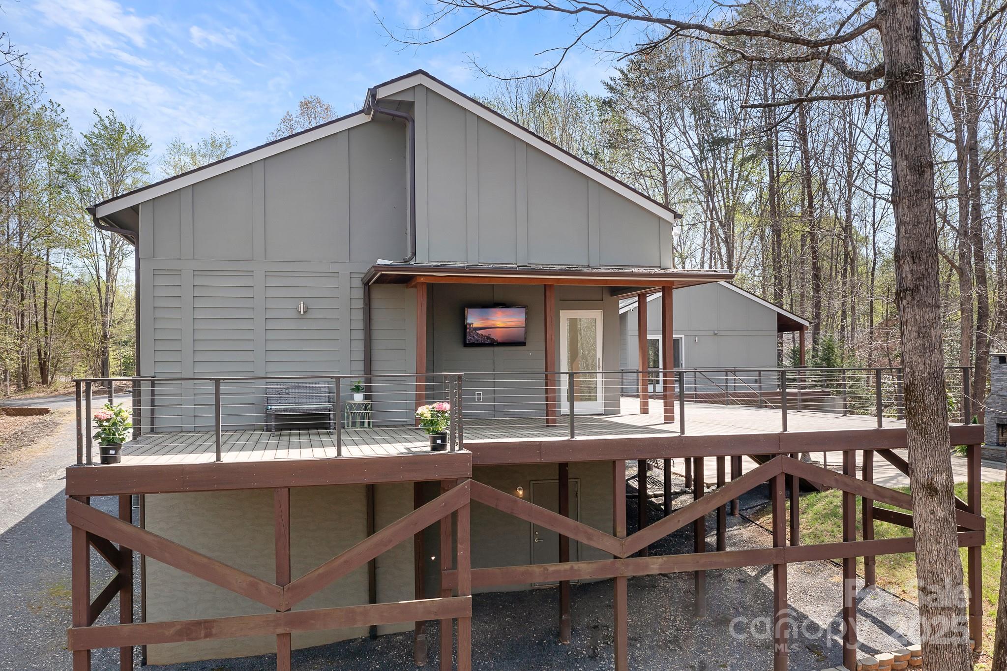 3249 Ivey Creek Road — Maiden