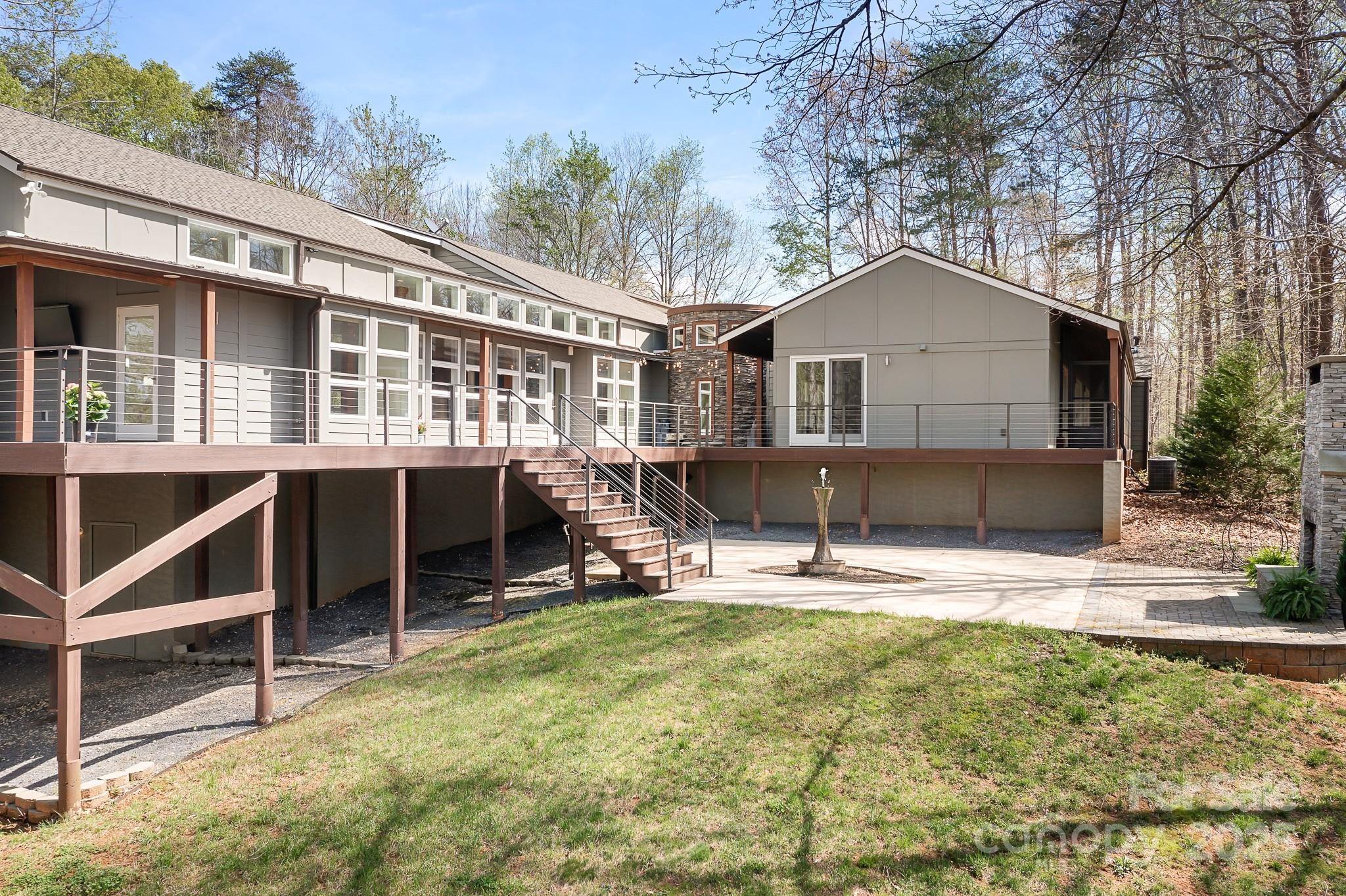 3249 Ivey Creek Road — Maiden